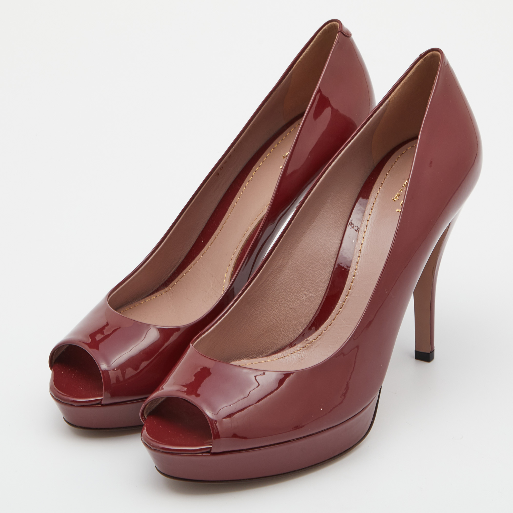 

Gucci Red Patent Leather Peep Toe Platform Pumps Size