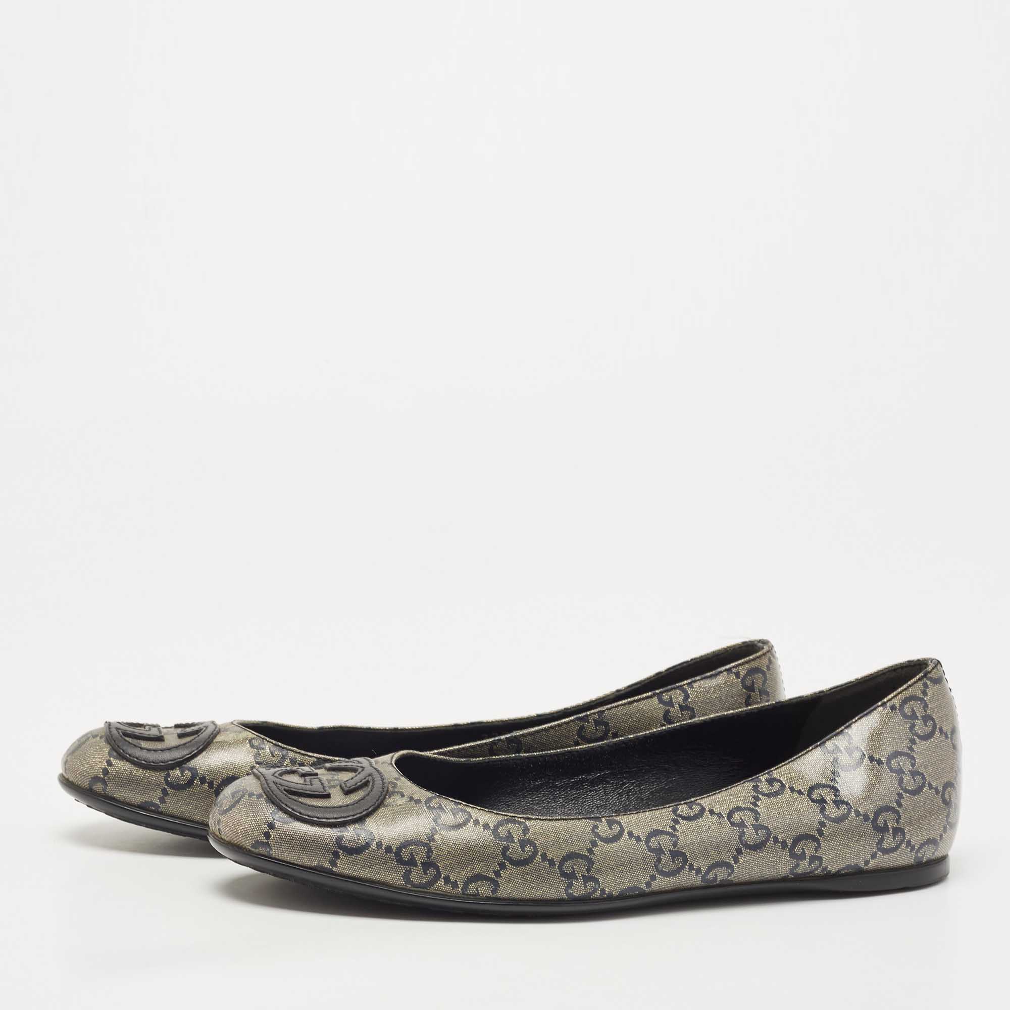 

Gucci Grey Coated Canvas GG Ballet Flats Size