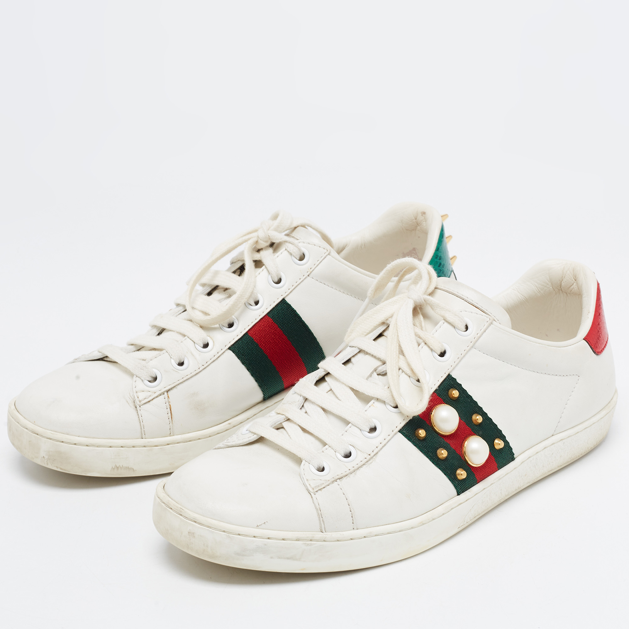 

Gucci White Leather Faux Pearl and Spike Embellished Ace Sneakers Size