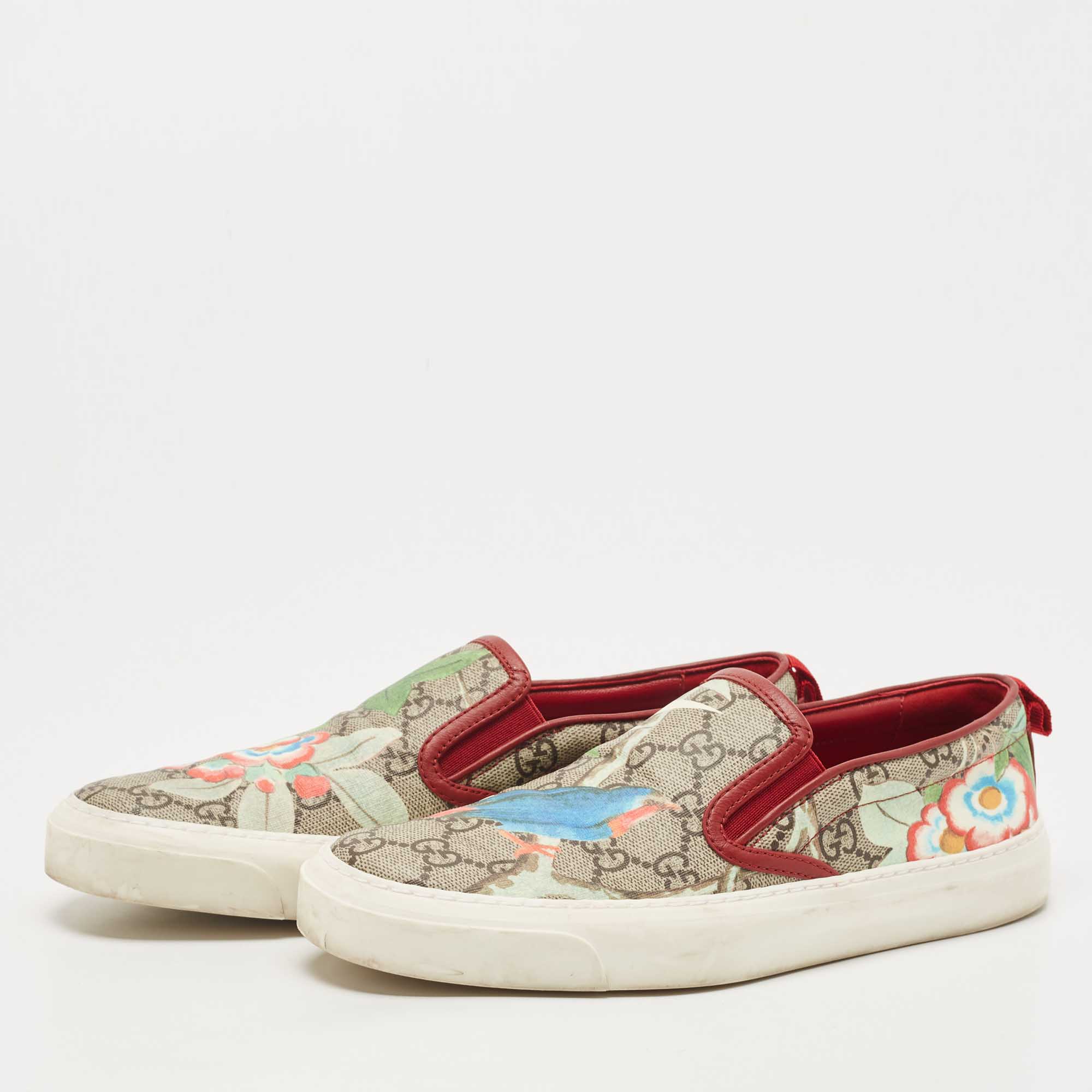 

Gucci Grey Canvas And Leather Flower Print GG Supreme Sneakers Size