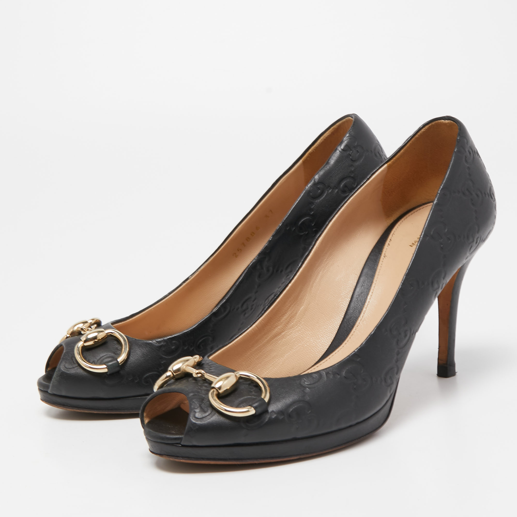 

Gucci Black Guccissima Leather New Hollywood Pumps Size