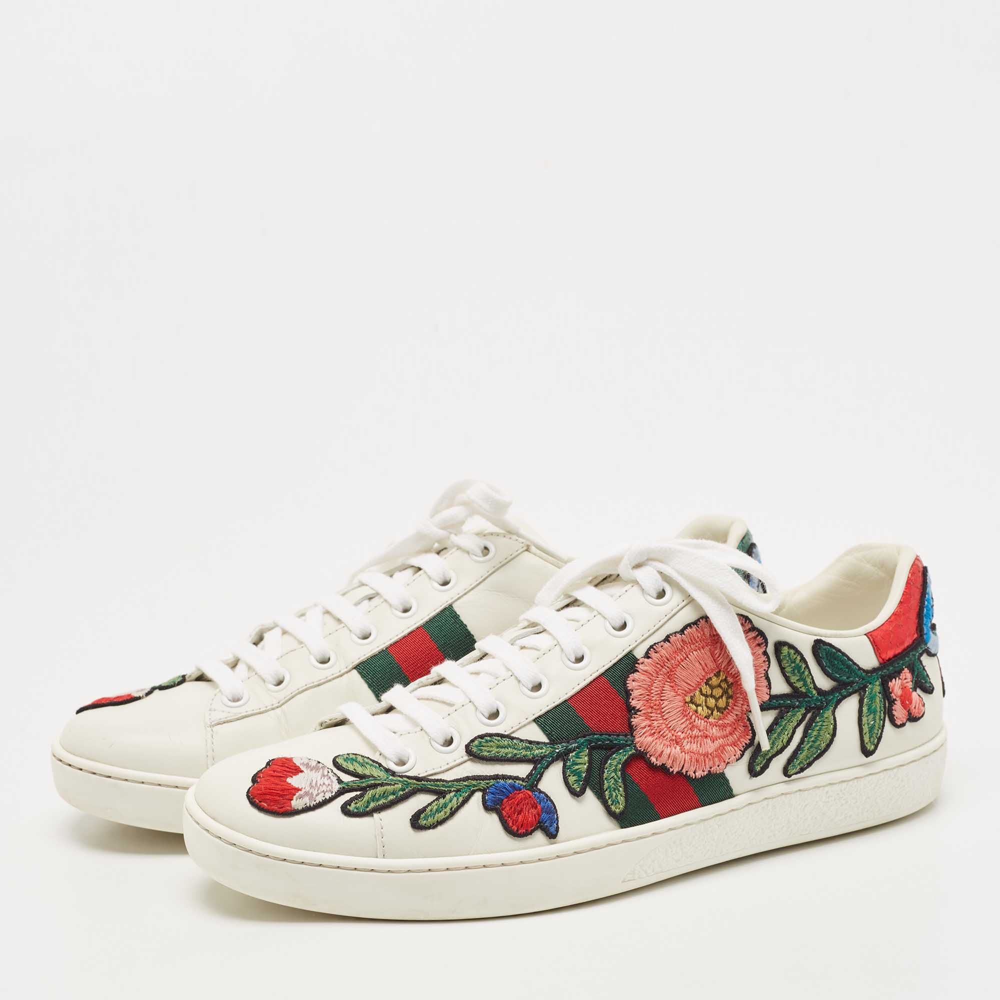 

Gucci White Leather Floral Embroidered Ace Sneakers Size