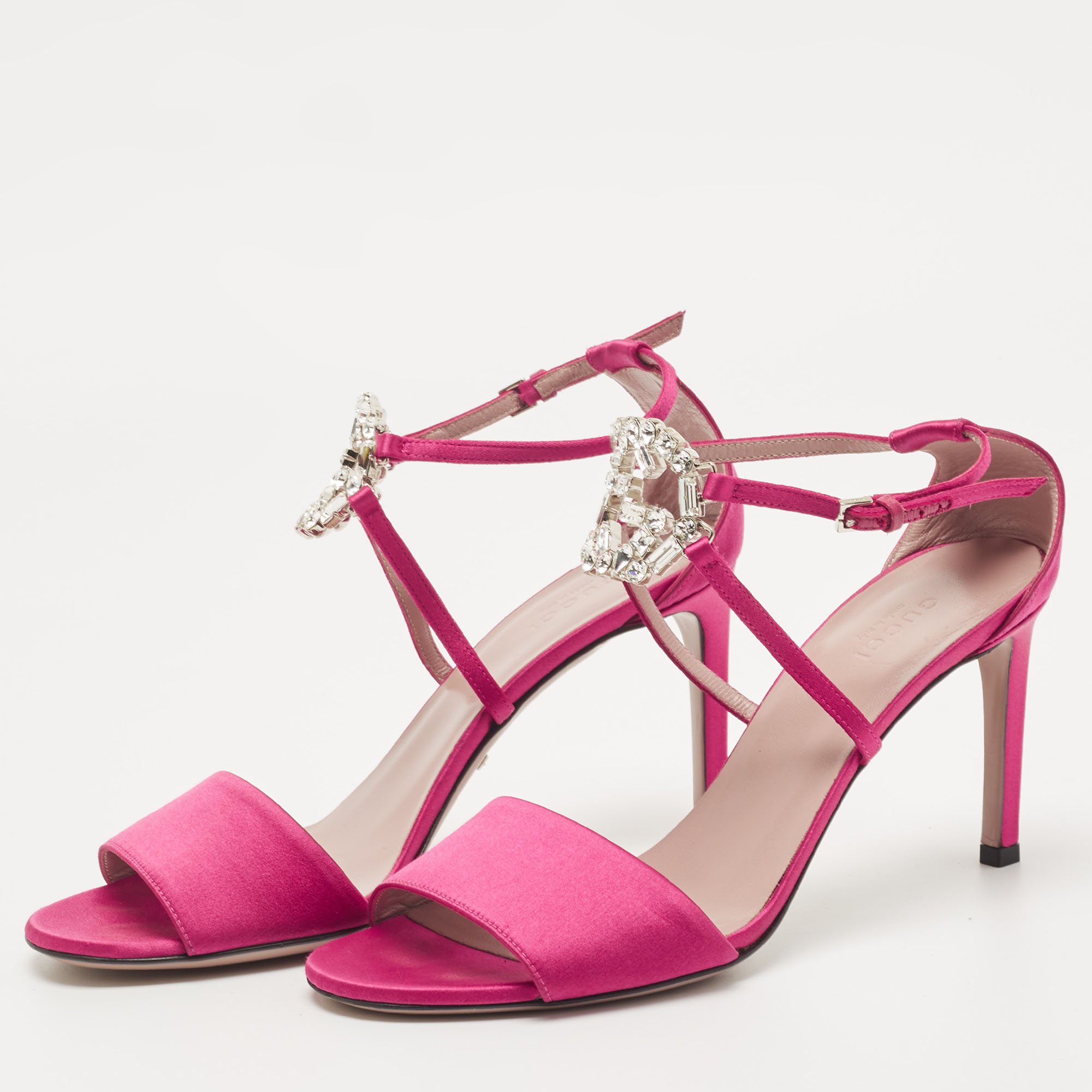 

Gucci Pink Satin Crystal Embellished Ankle Strap Sandals Size