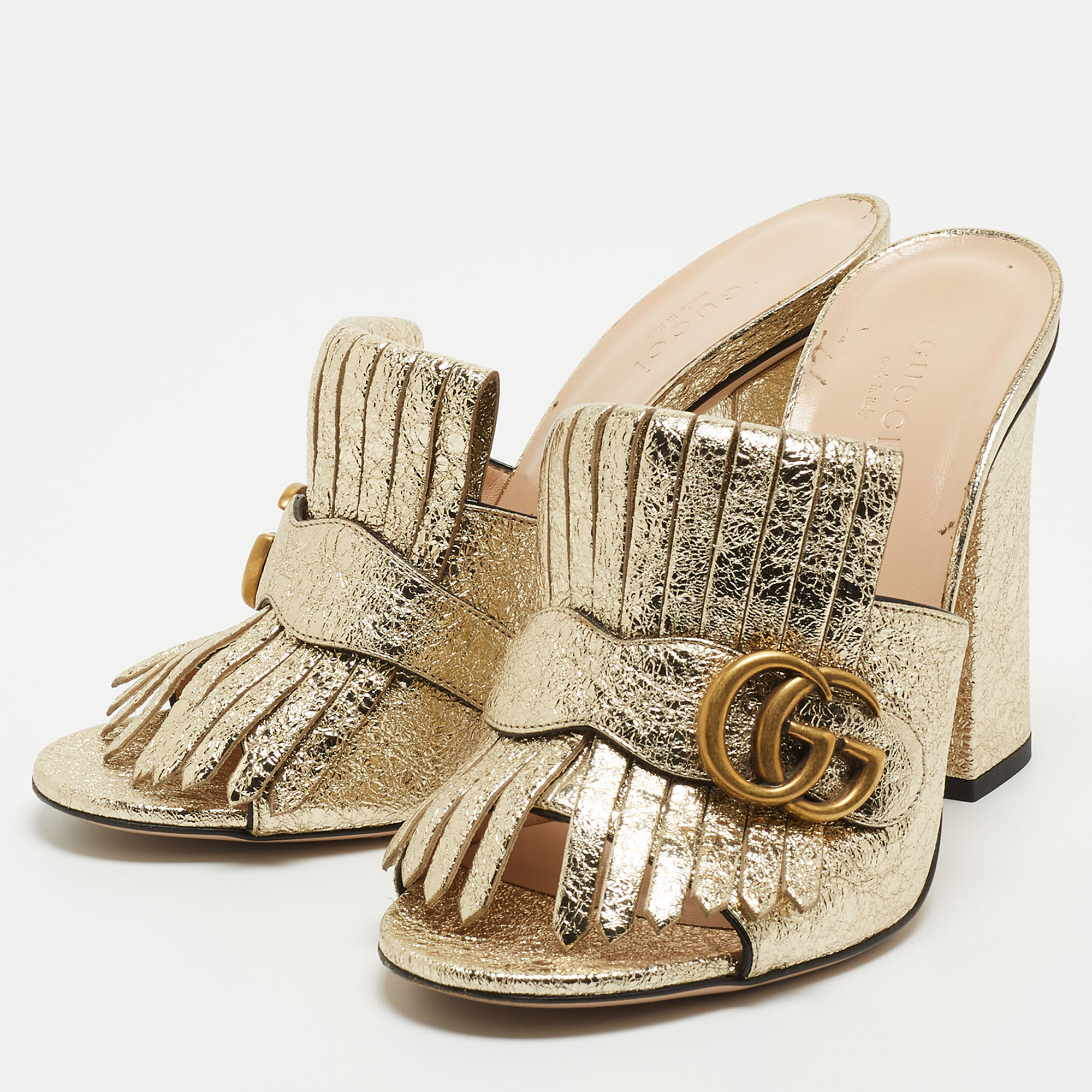 

Gucci Gold Texture Leather Double G Logo Slide Sandals Size