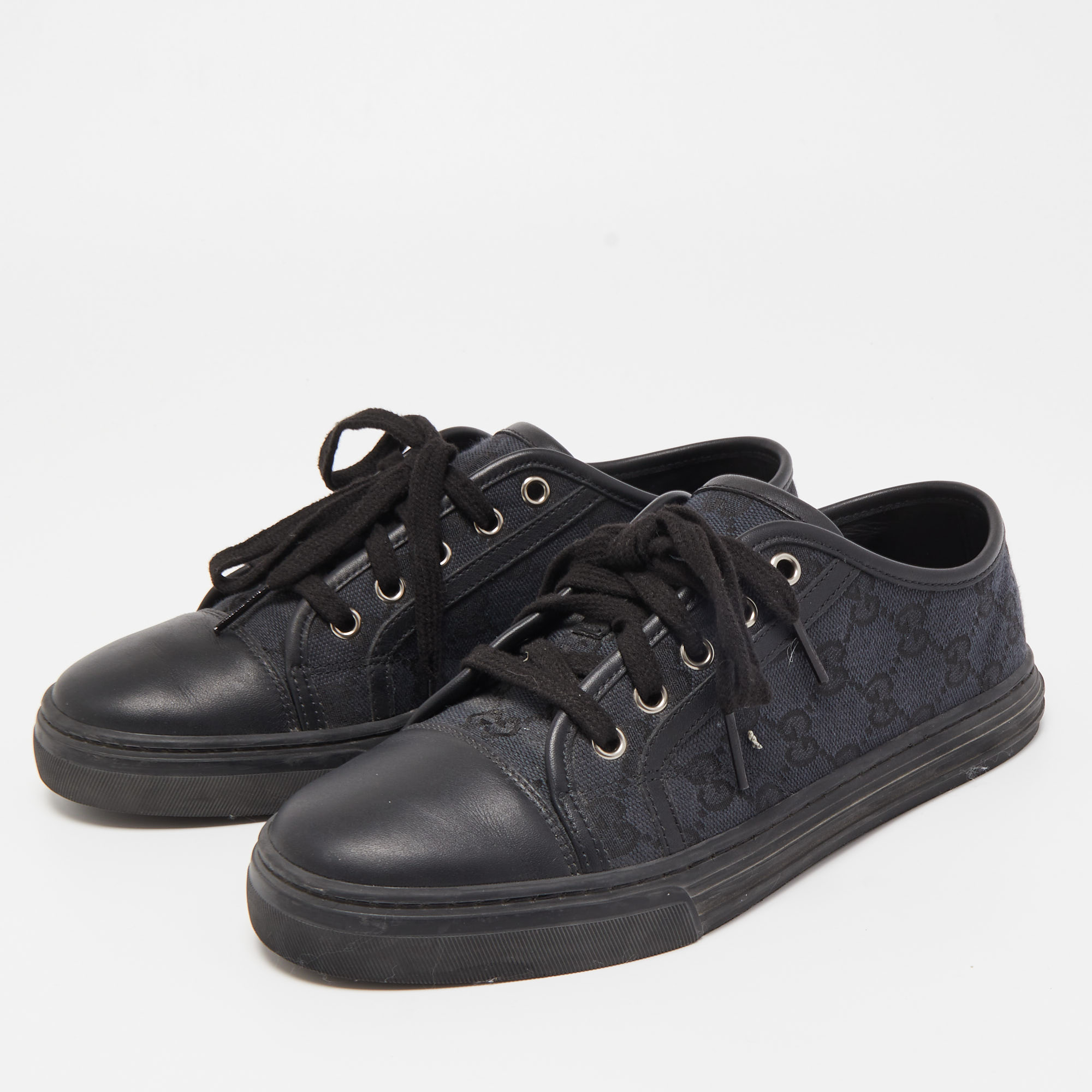 

Gucci Black Leather and GG Canvas Cap Toe Low Top Sneakers Size