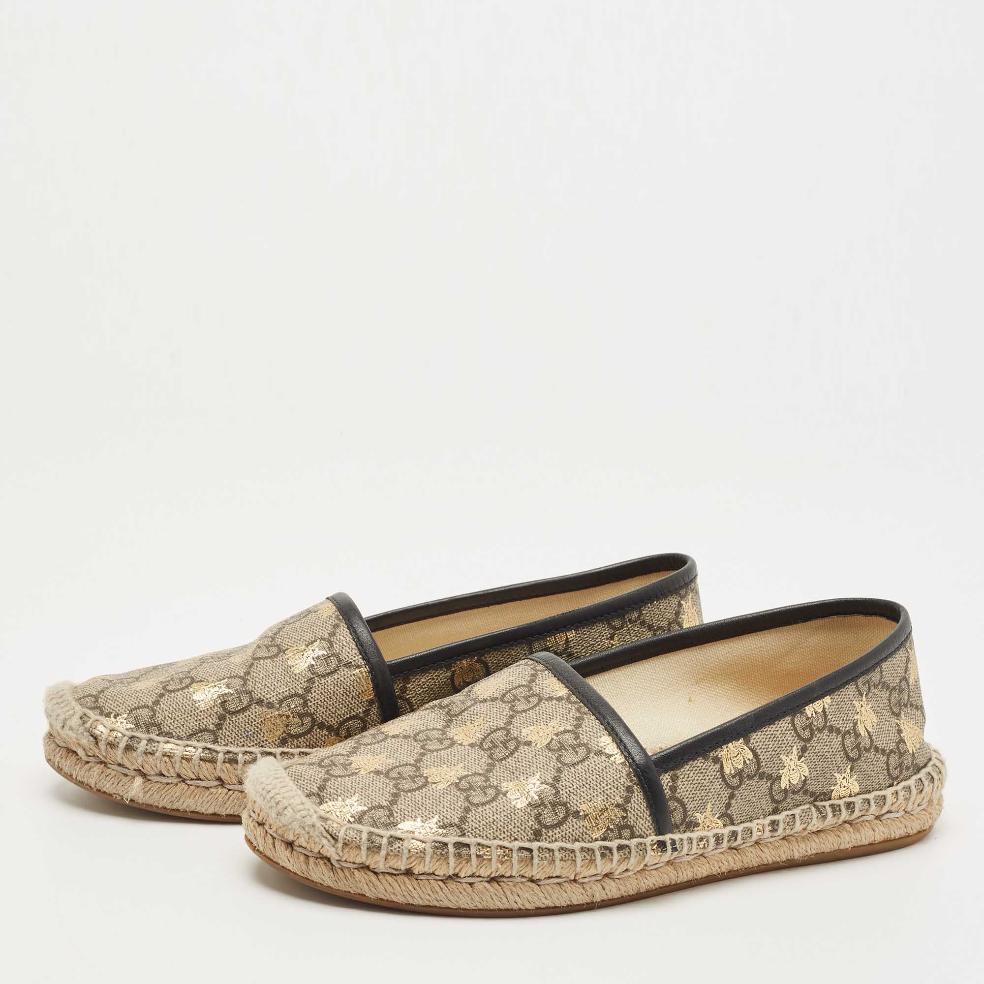 

Gucci Brown/Beige GG Supreme Canvas Bee Espadrille Flats Size