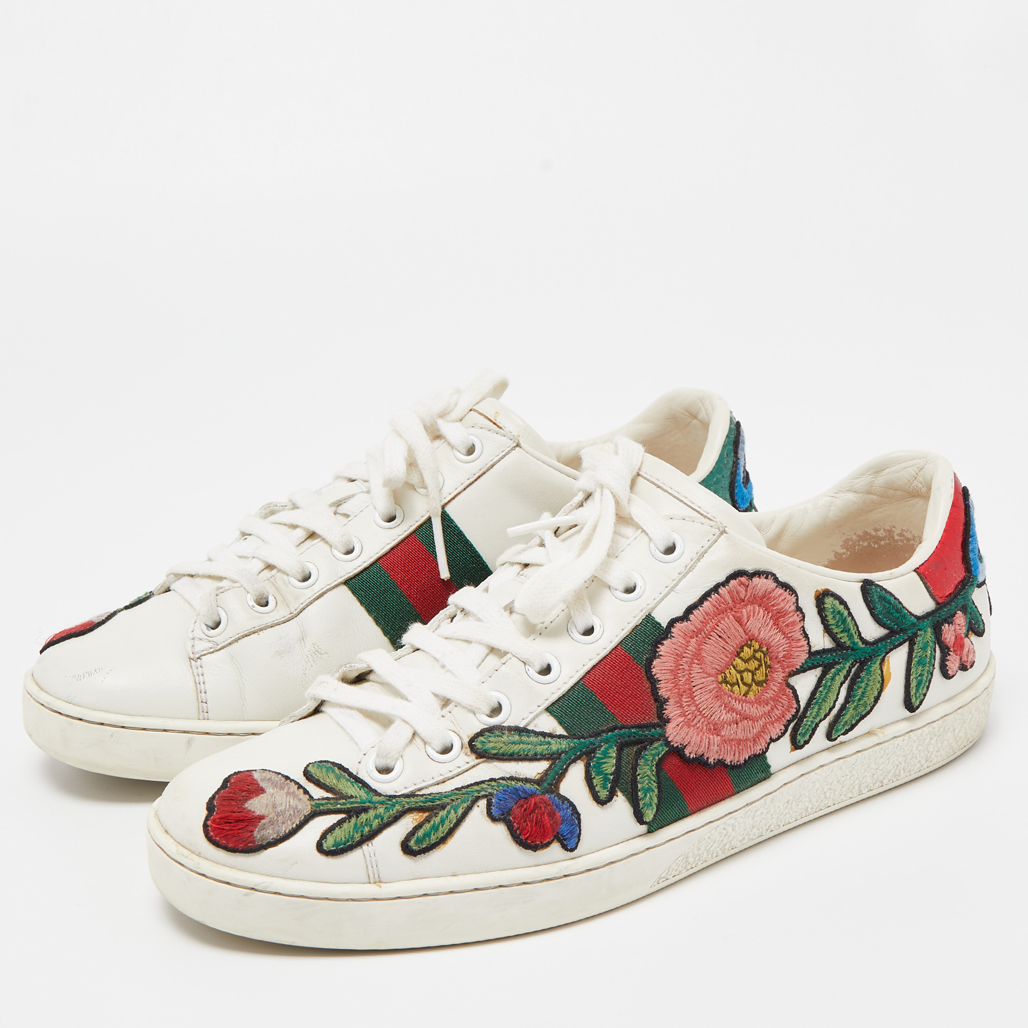 

Gucci White Leather Flower Embellished Ace Low Top Sneakers Size