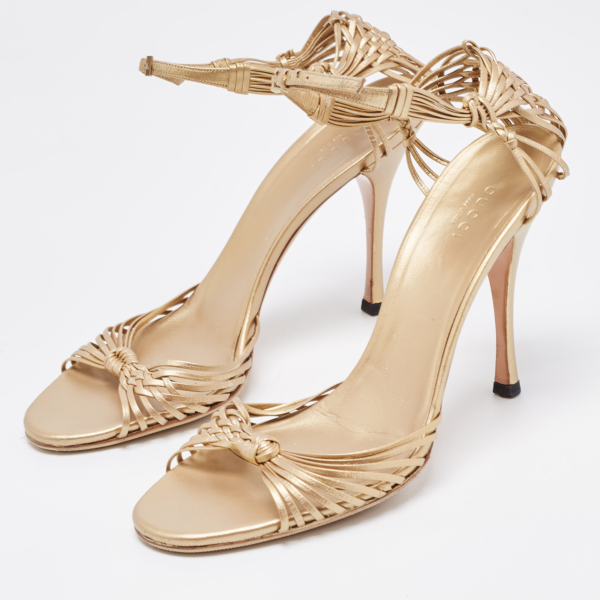 

Gucci Gold Leather Ankle Strap Sandals Size