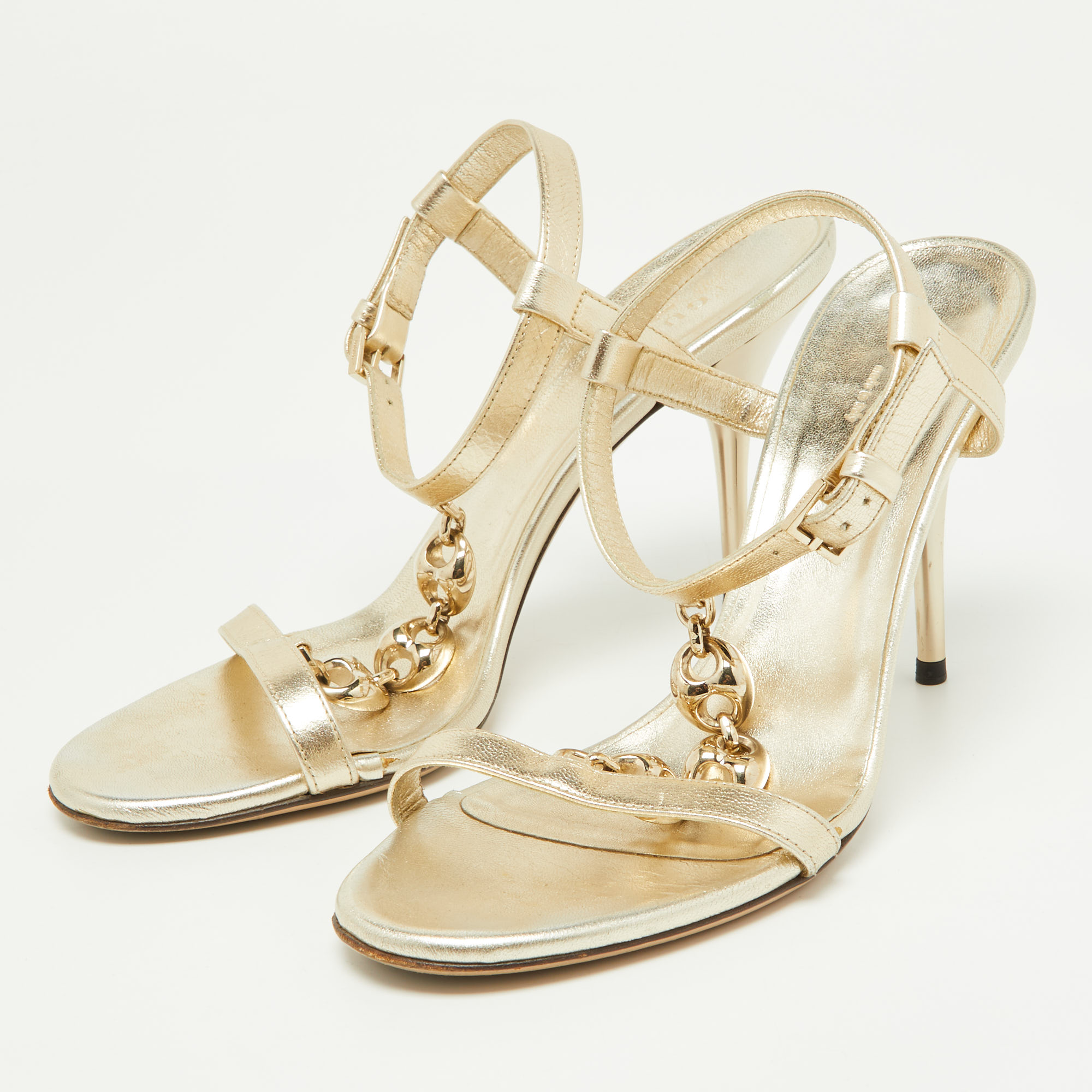 

Gucci Gold Leather Buckle Open Toe Ankle Strap Sandals Size