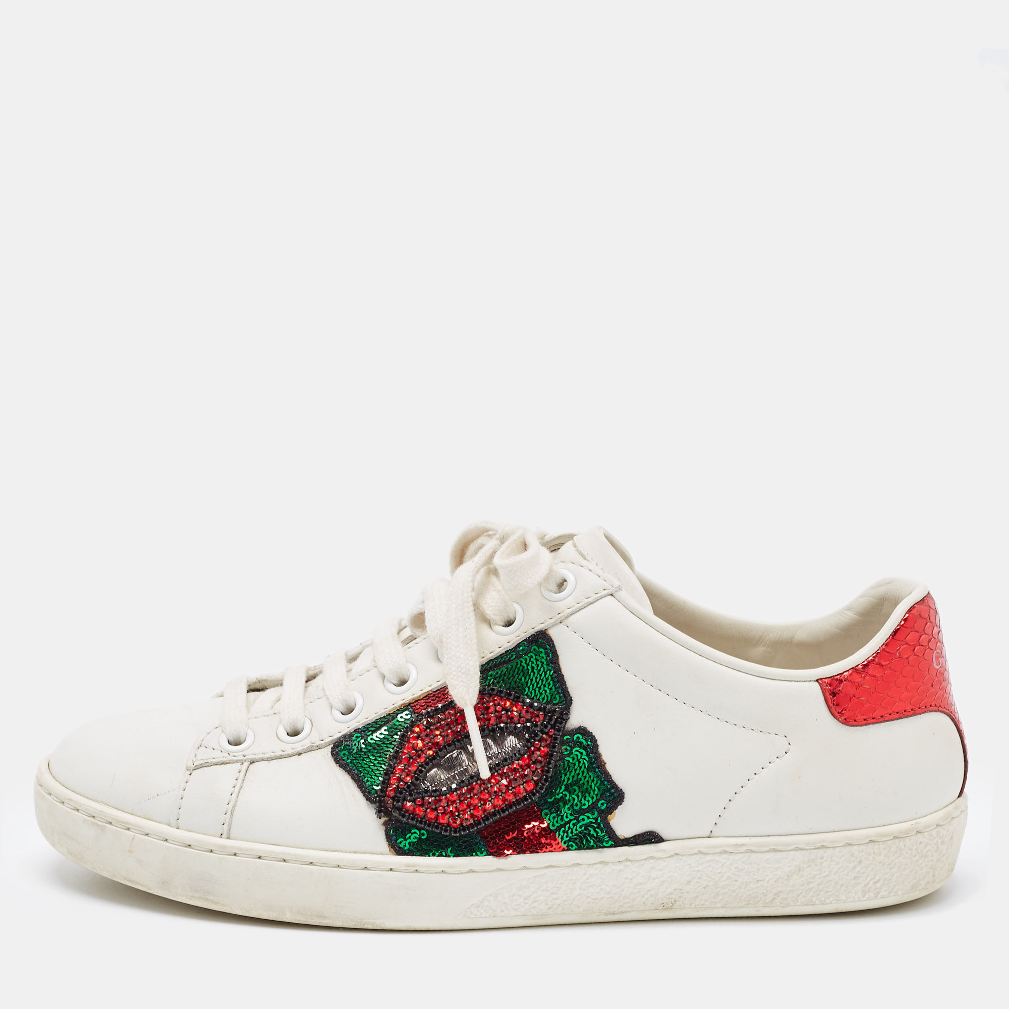 Upgrade your style with these Gucci sneakers. Meticulously designed for fashion and comfort theyre the ideal choice for a trendy and comfortable stride.