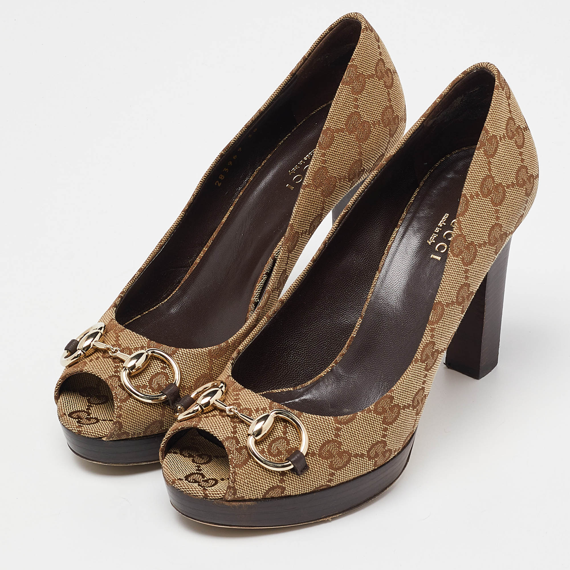 

Gucci Beige GG Canvas New Hollywood Horsebit Peep Toe Pumps Size