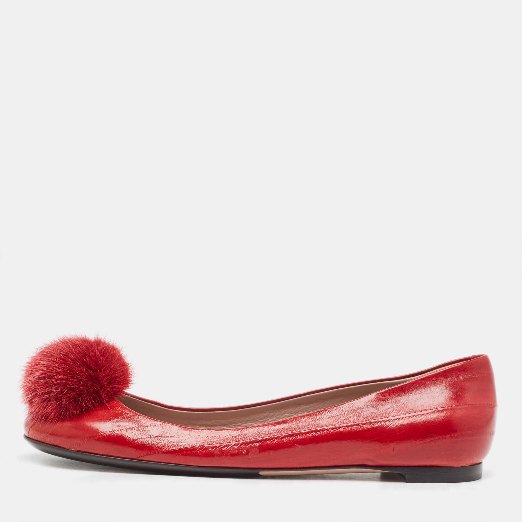 Pre-owned Gucci Red Eel Pom Pom Ballet Flats Size 36