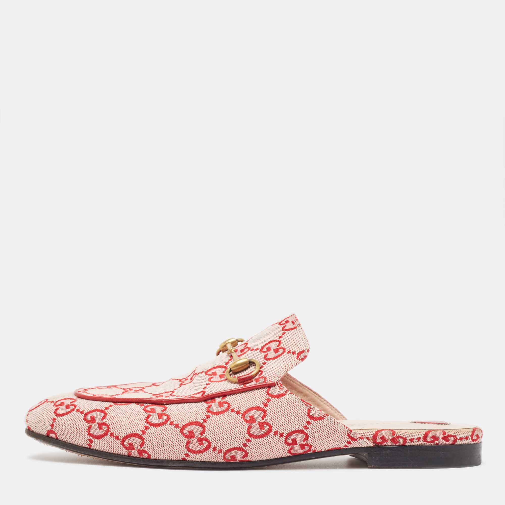 Pre Owned Gucci White/Red GG Canvas Princetown Flat Mules Size 38