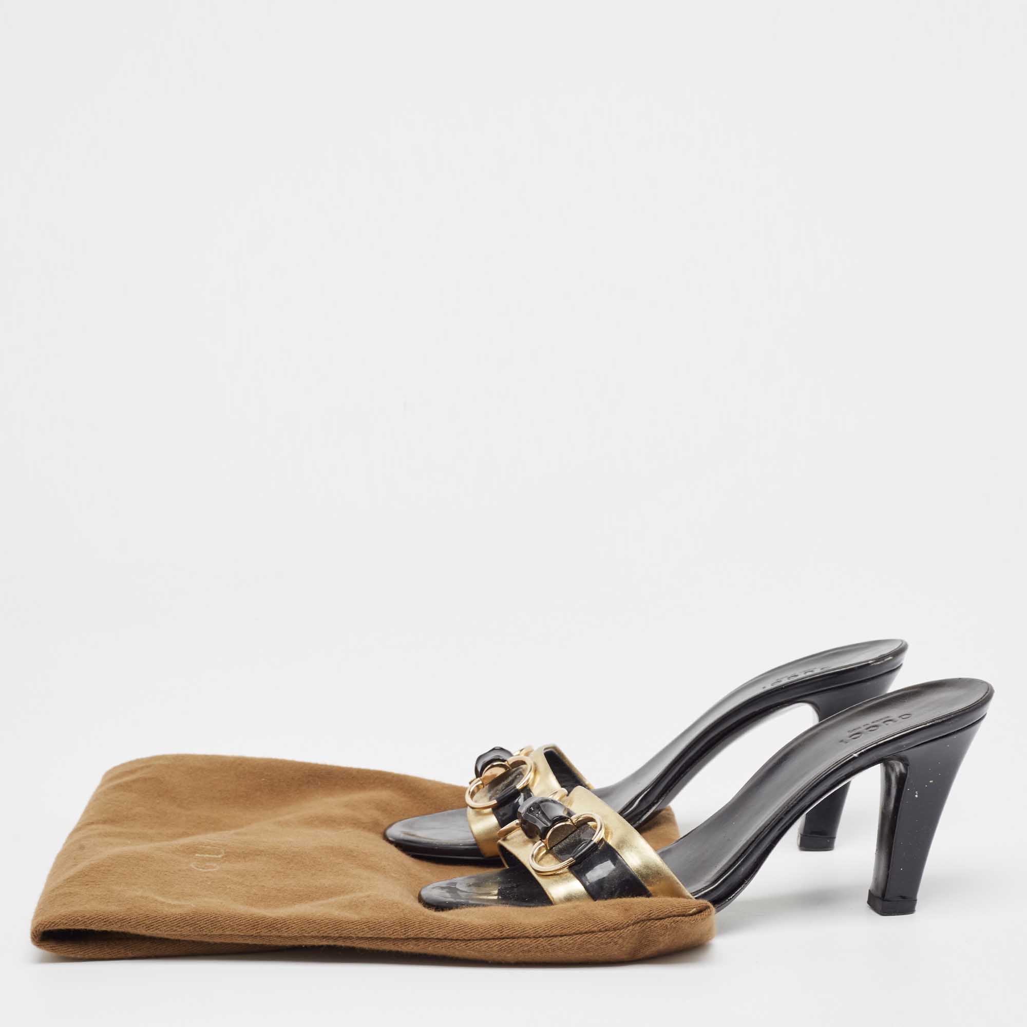 Gucci Black/Gold Leather Slip On Sandals Size 36 