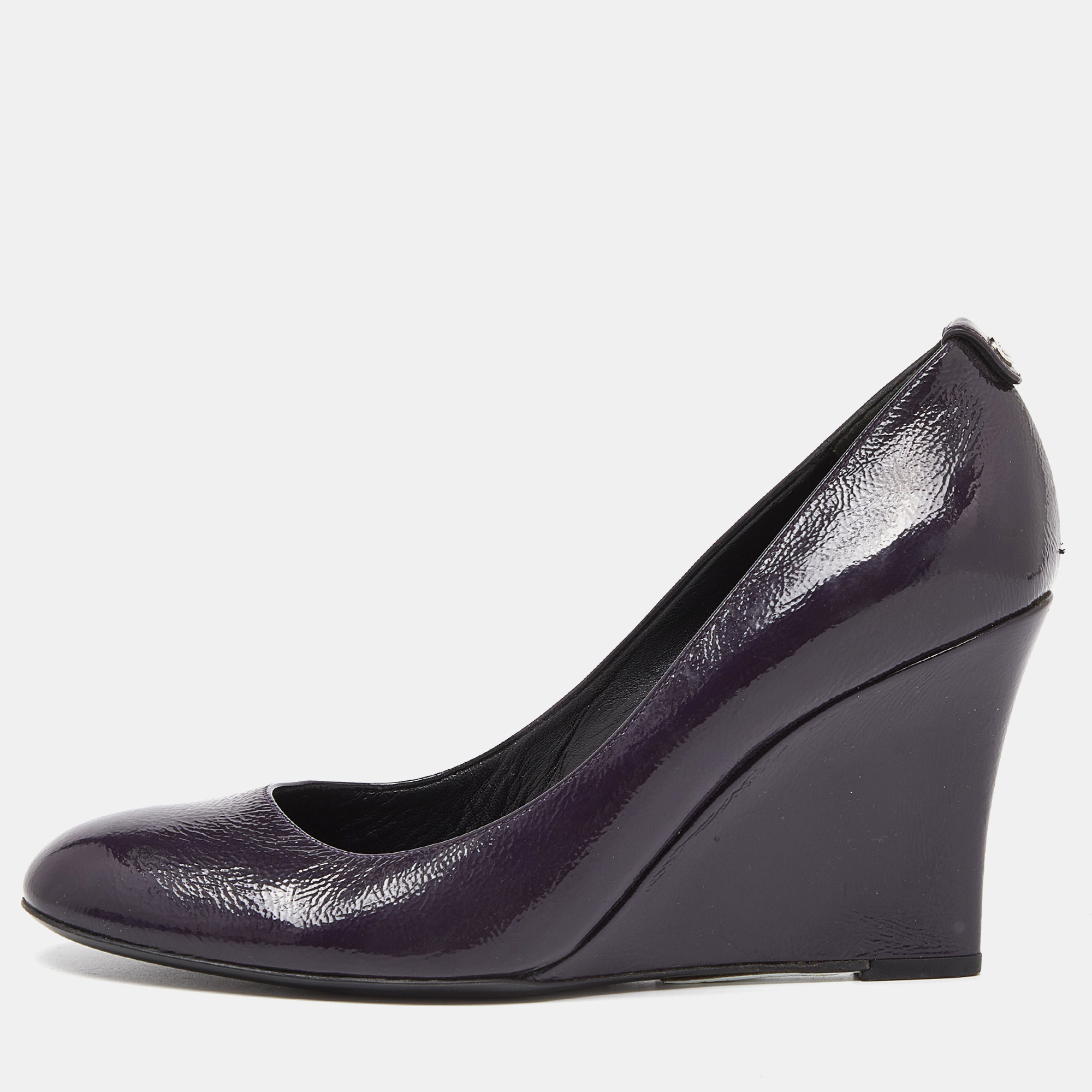 

Gucci Purple Patent Leather Wedge Pumps Size