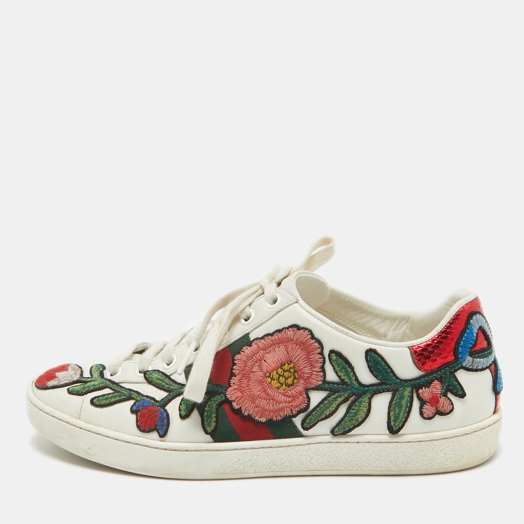 

Gucci White Floral Embroidered Leather Ace Low Top Sneakers Size
