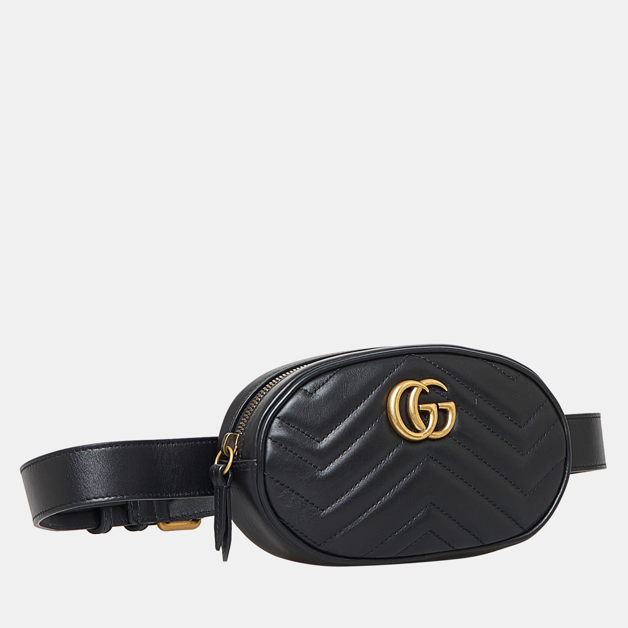 

Gucci Black GG Marmont Matelasse Belt Bag