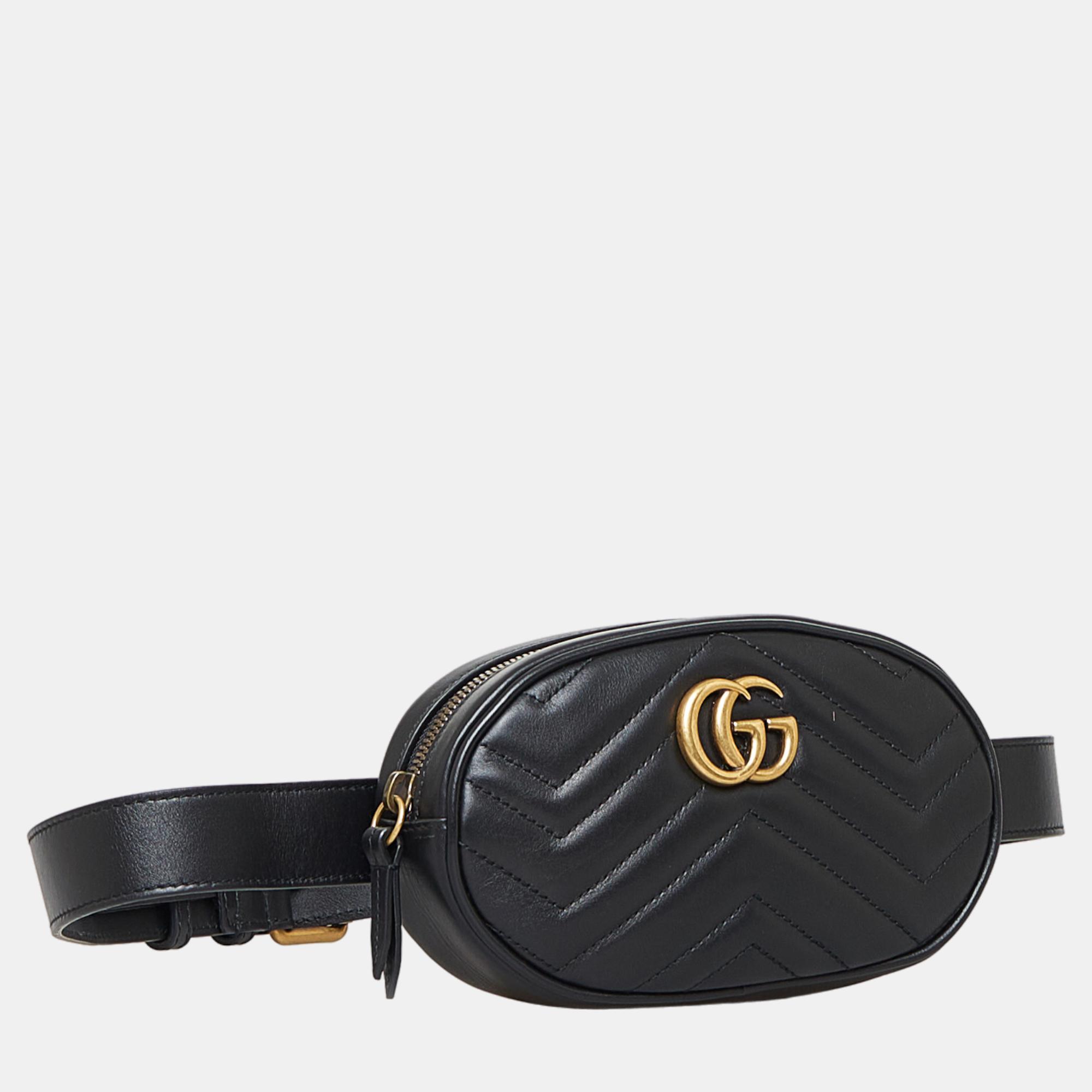 

Gucci Black GG Marmont Matelasse Belt Bag