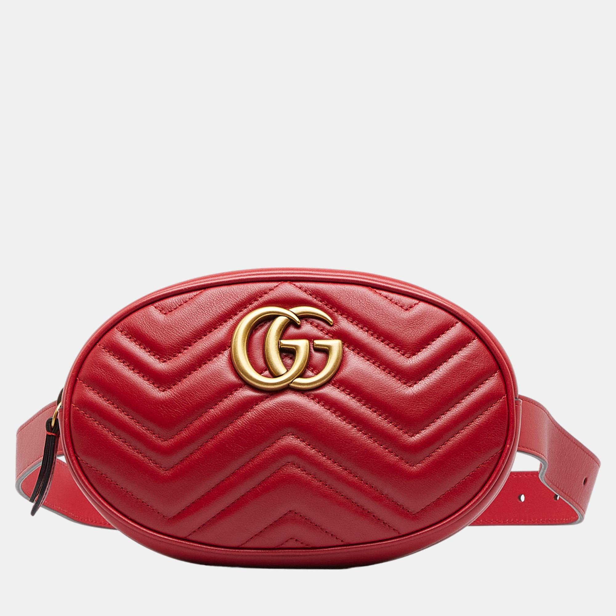 

Gucci Red GG Marmont Matelasse Belt Bag