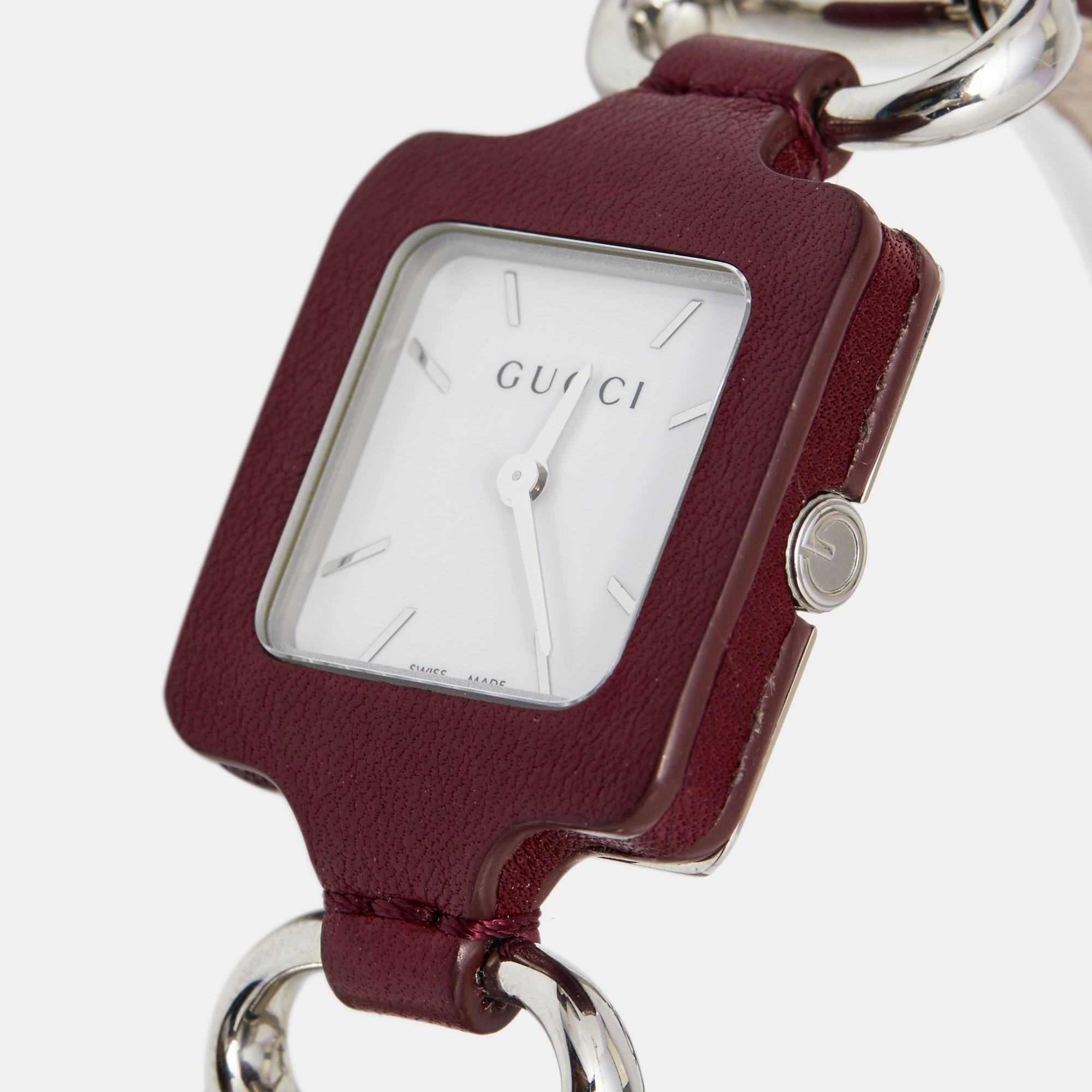 

Gucci White Leather Stainless Steel