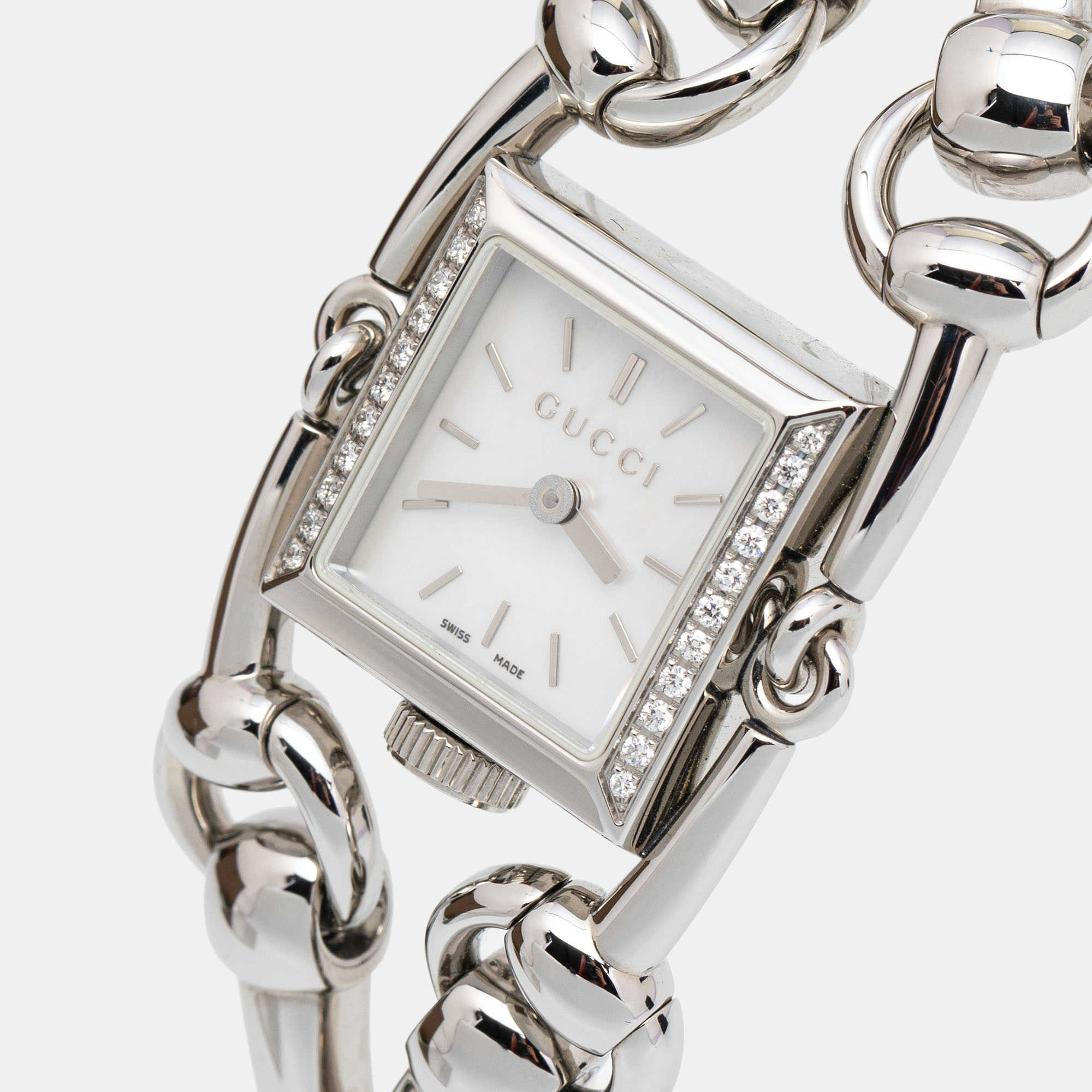 

Gucci Mother of Pearl Diamond Stainless Steel Signoria Horsebit YA116505 Women's Wristwatch, White