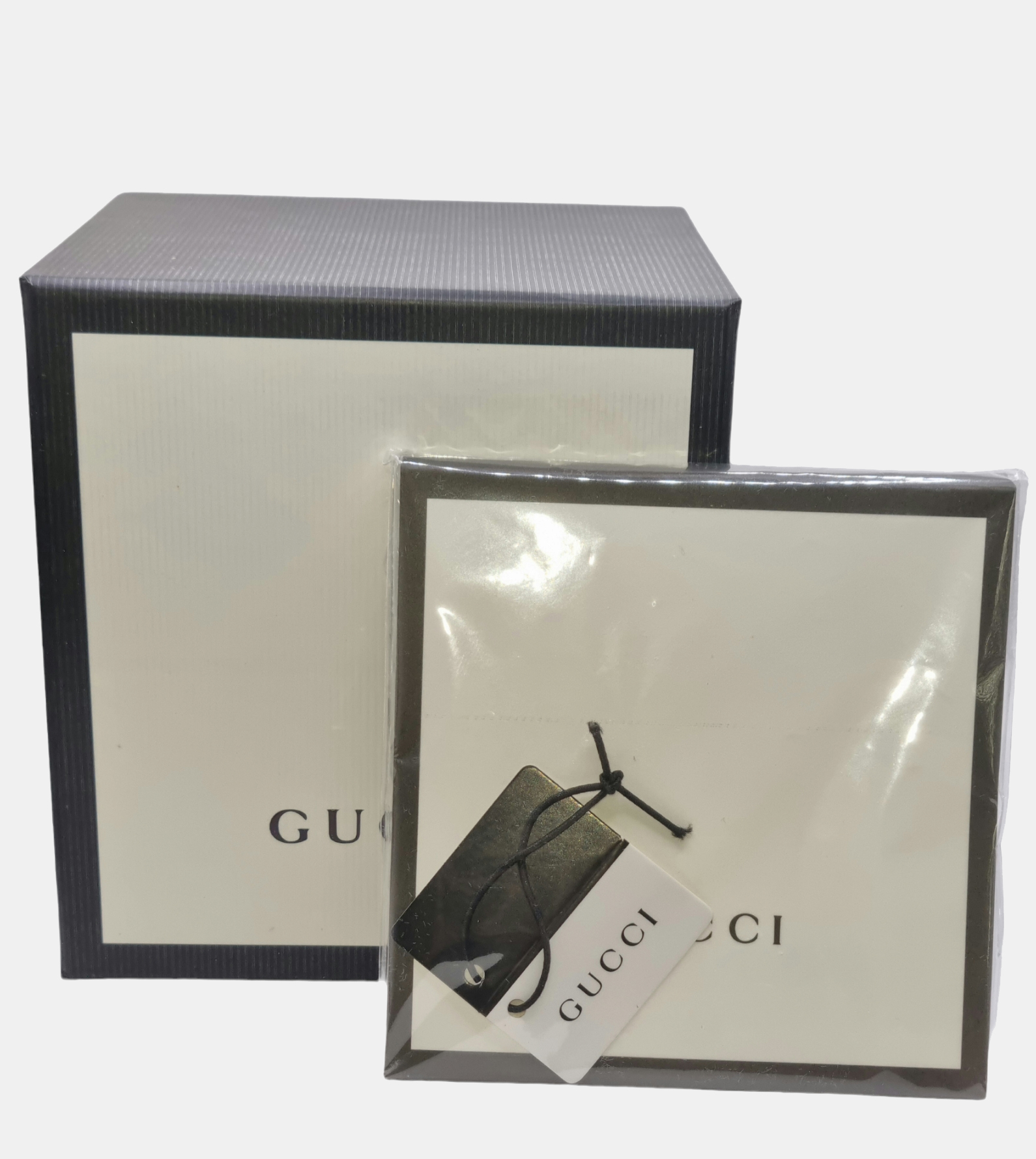 

Gucci Mother Of Pearl Two-Tone Stainless Steel Diamond G-Timeless YA126513 Women's Wristwatch 27 mm, White