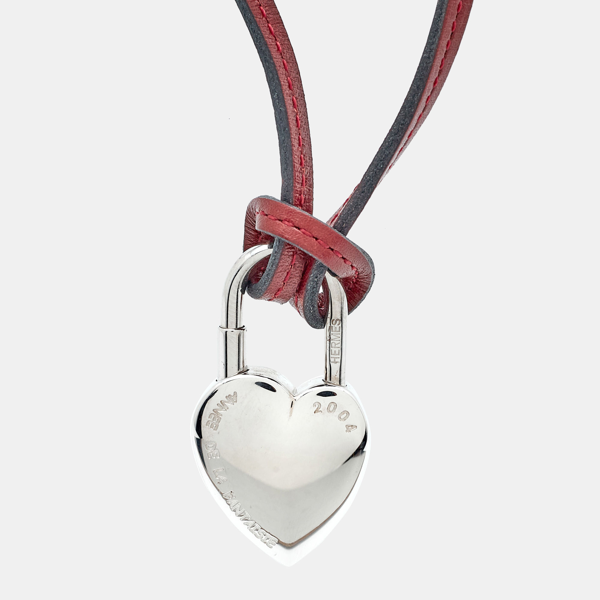 

Hermès Heart Leather Silver Tone Necklace
