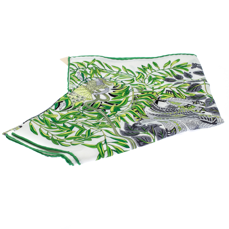 

Hermes White La Promenade De Platon Printed Silk Scarf