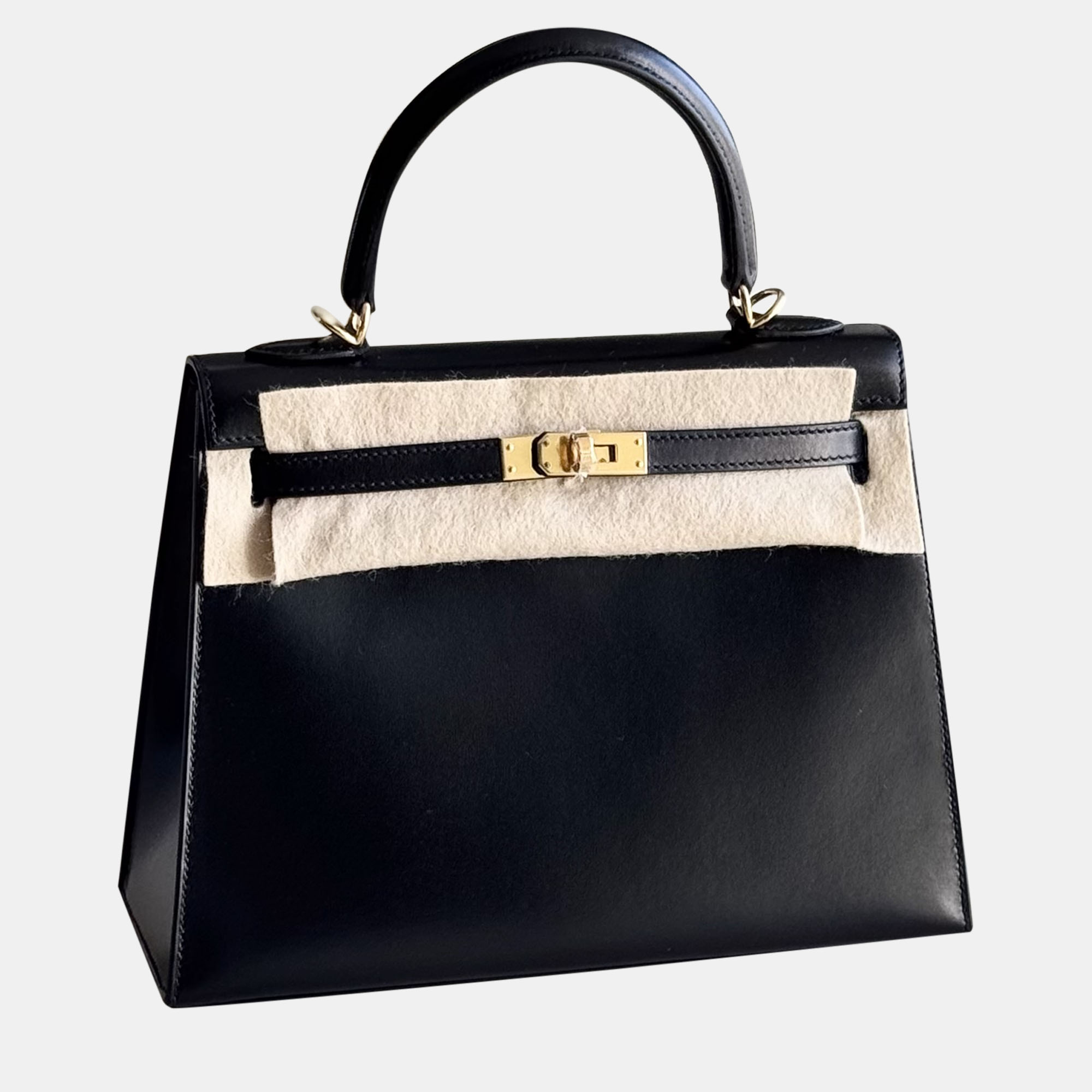 

Hermes Black Box Leather Gold Finish Kelly 25 Bag