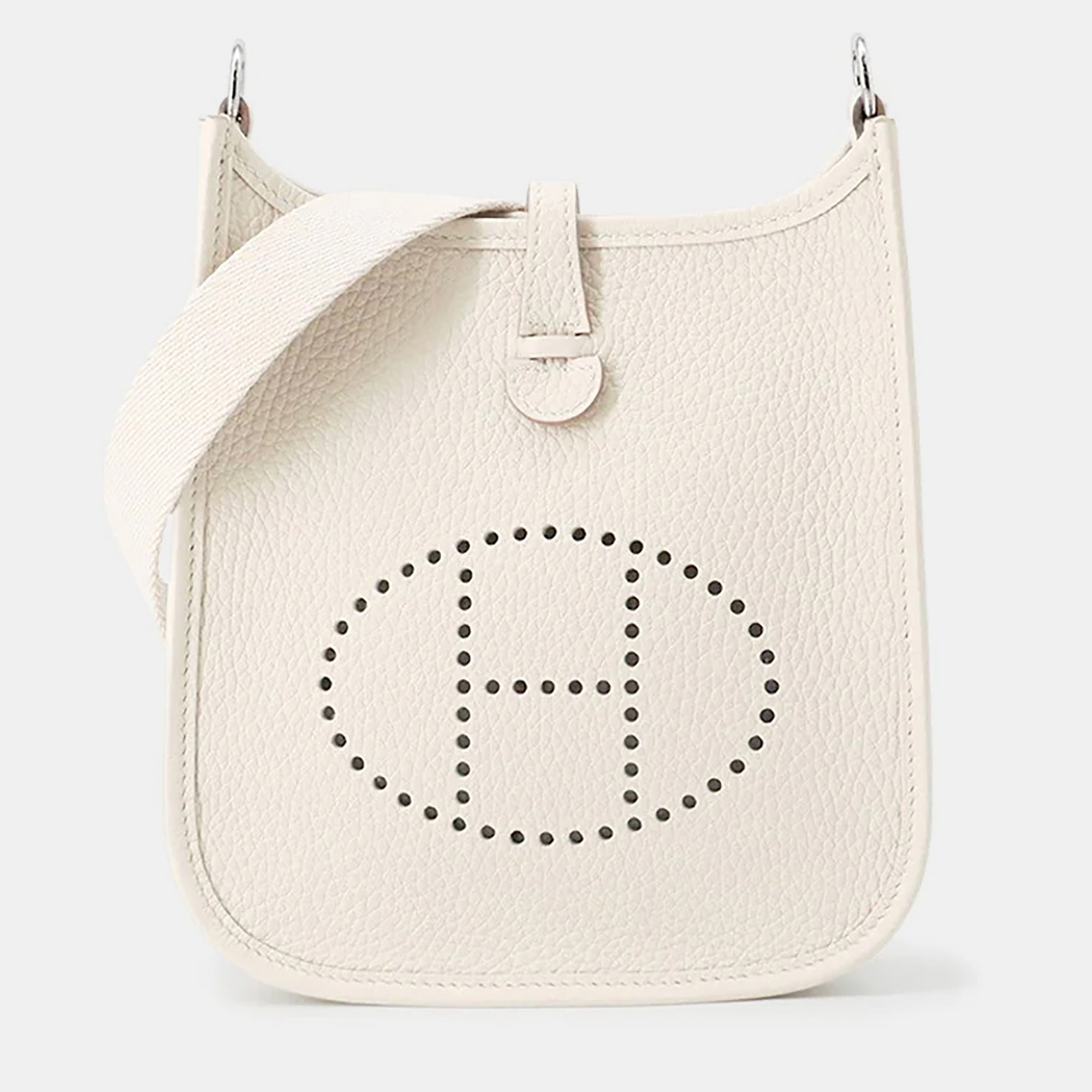 

Hermes Evelyne Amazon Long Beton Taurillon Clemence Size Tpm, Cream