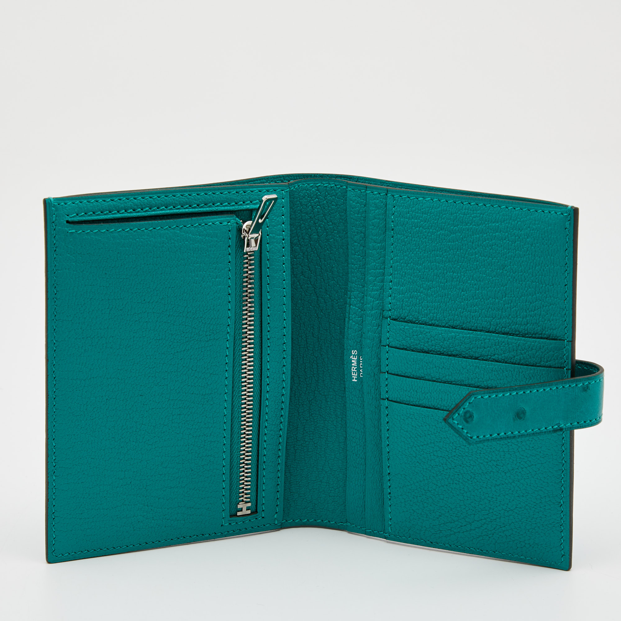 

Hermes Vert Verone Ostrich Bearn Compact Wallet, Green