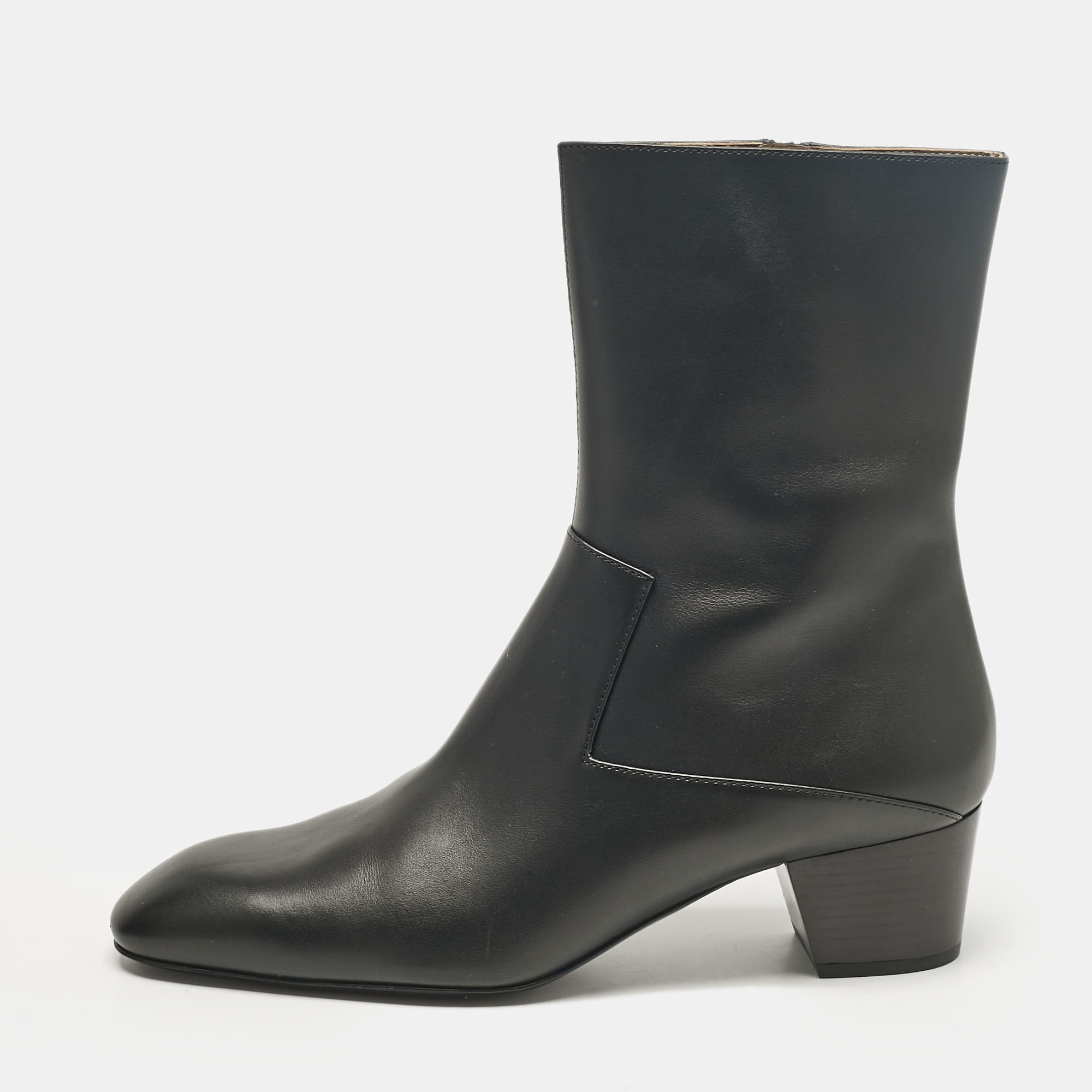 

Hermes Black Leather Sommet Ankle Boots Size