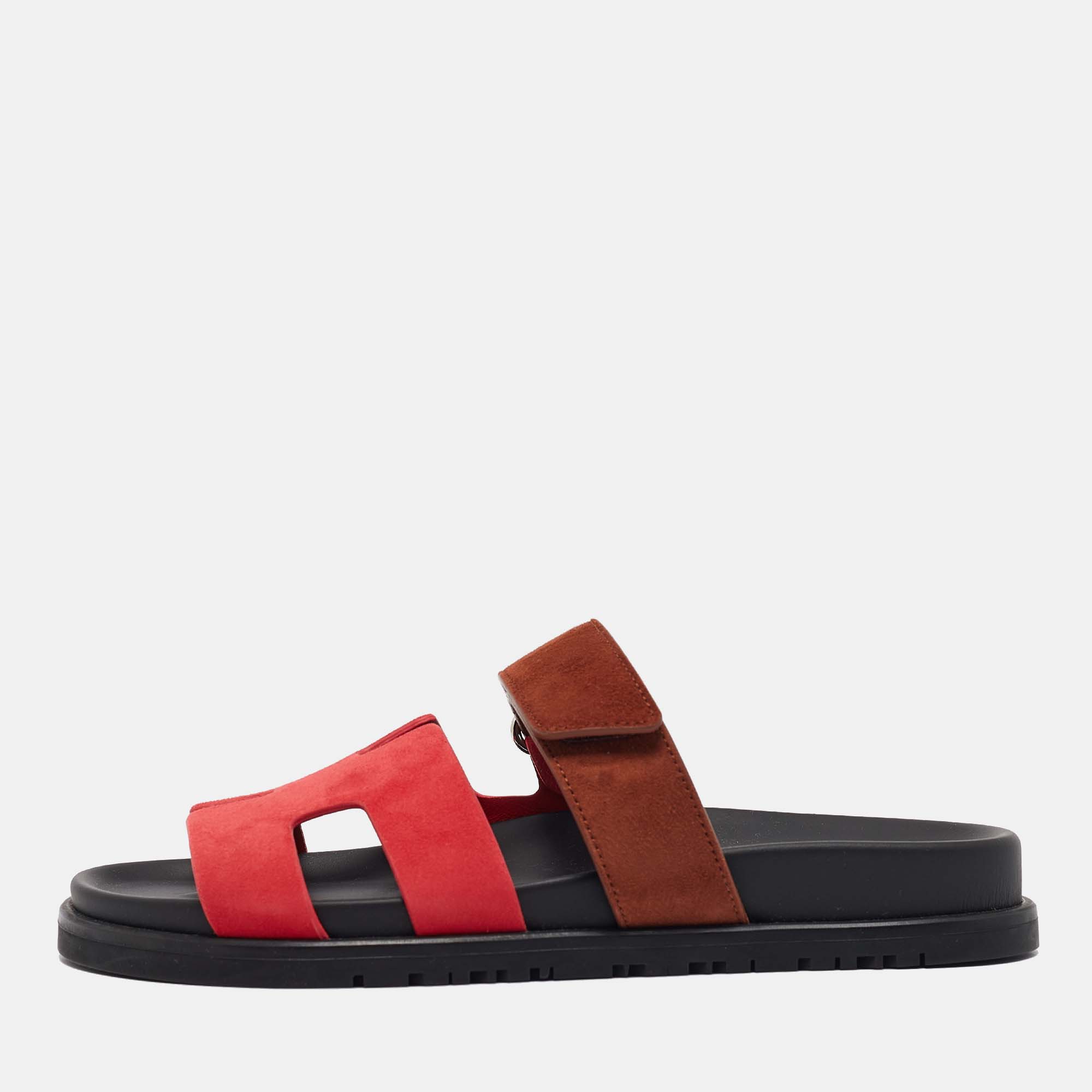 

Hermès Red/Brown Suede Chypre Sandals Size