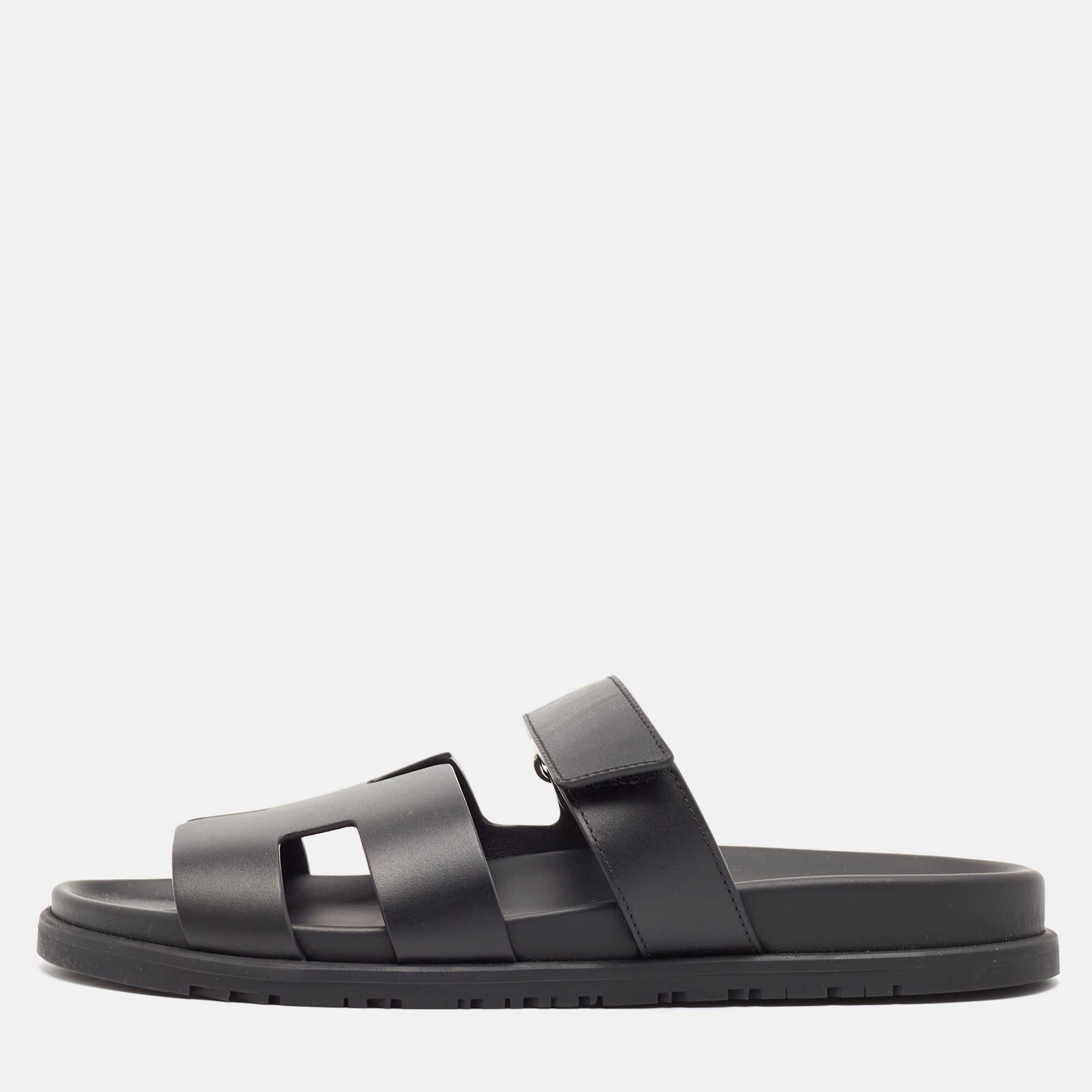 

Hermes Black Leather Chypre Sandals Size