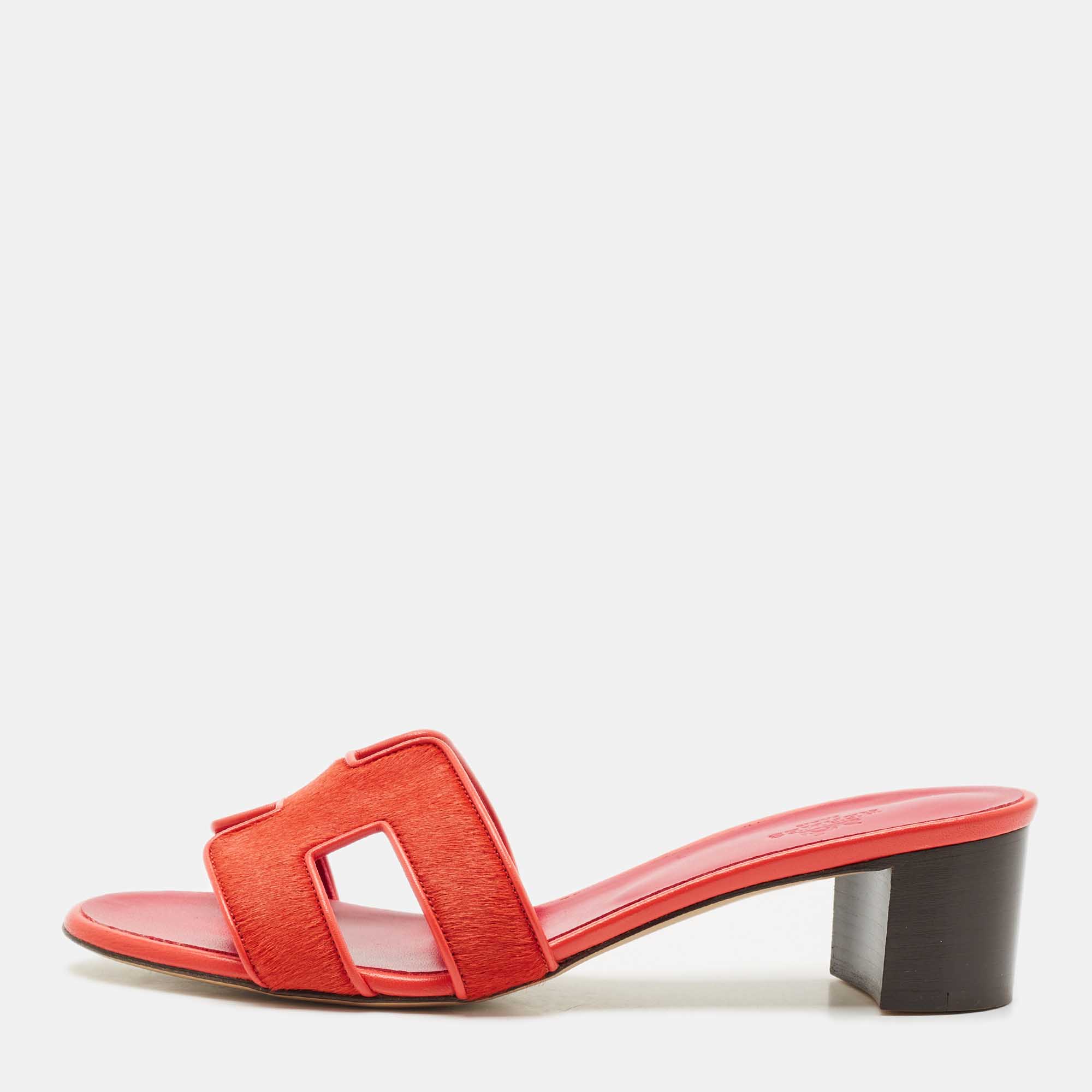 

Hermes Red Calf Hair and Leather Oasis Slide Sandals Size