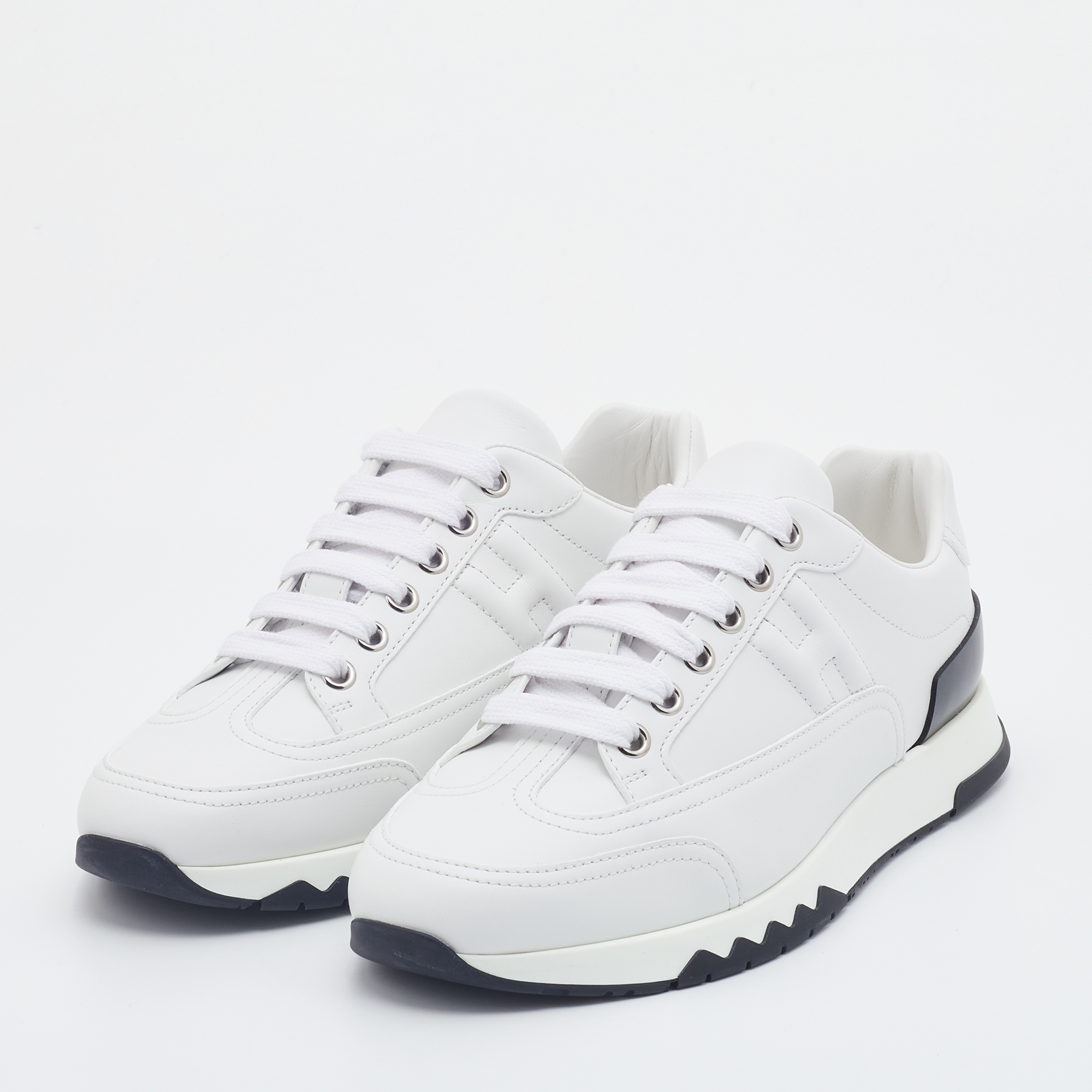 

Hermes White Leather Quicker Low Top Sneakers Size