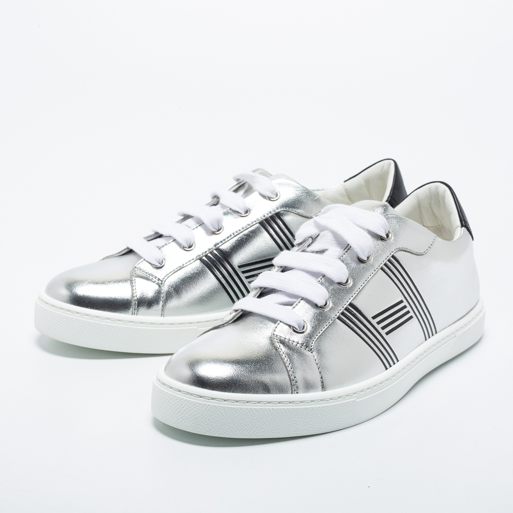 

Hermes Silver Leather Avantage Low Top Sneakers Size