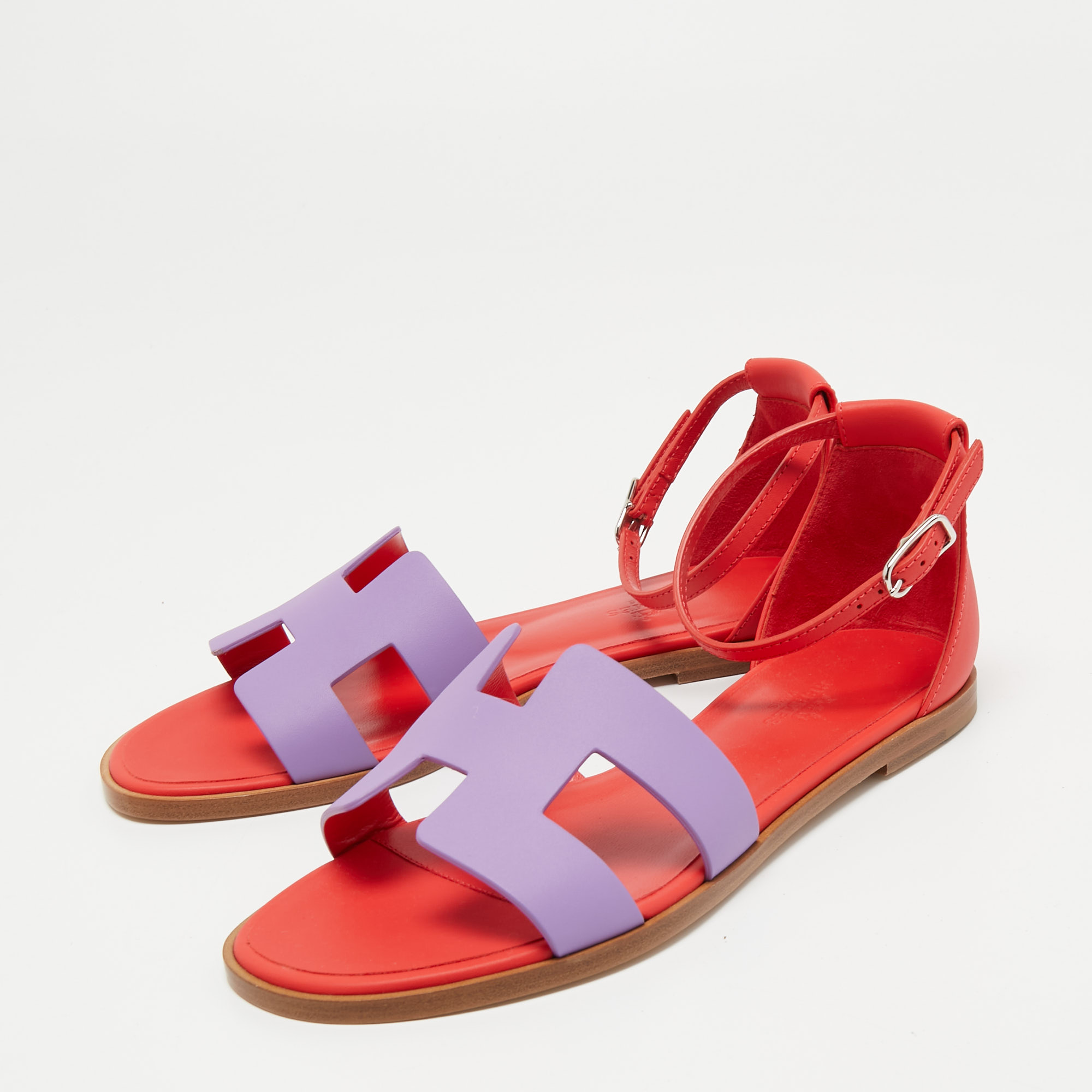 

Hermes Purple/Red Leather Santorini Ankle Strap Sandals Size
