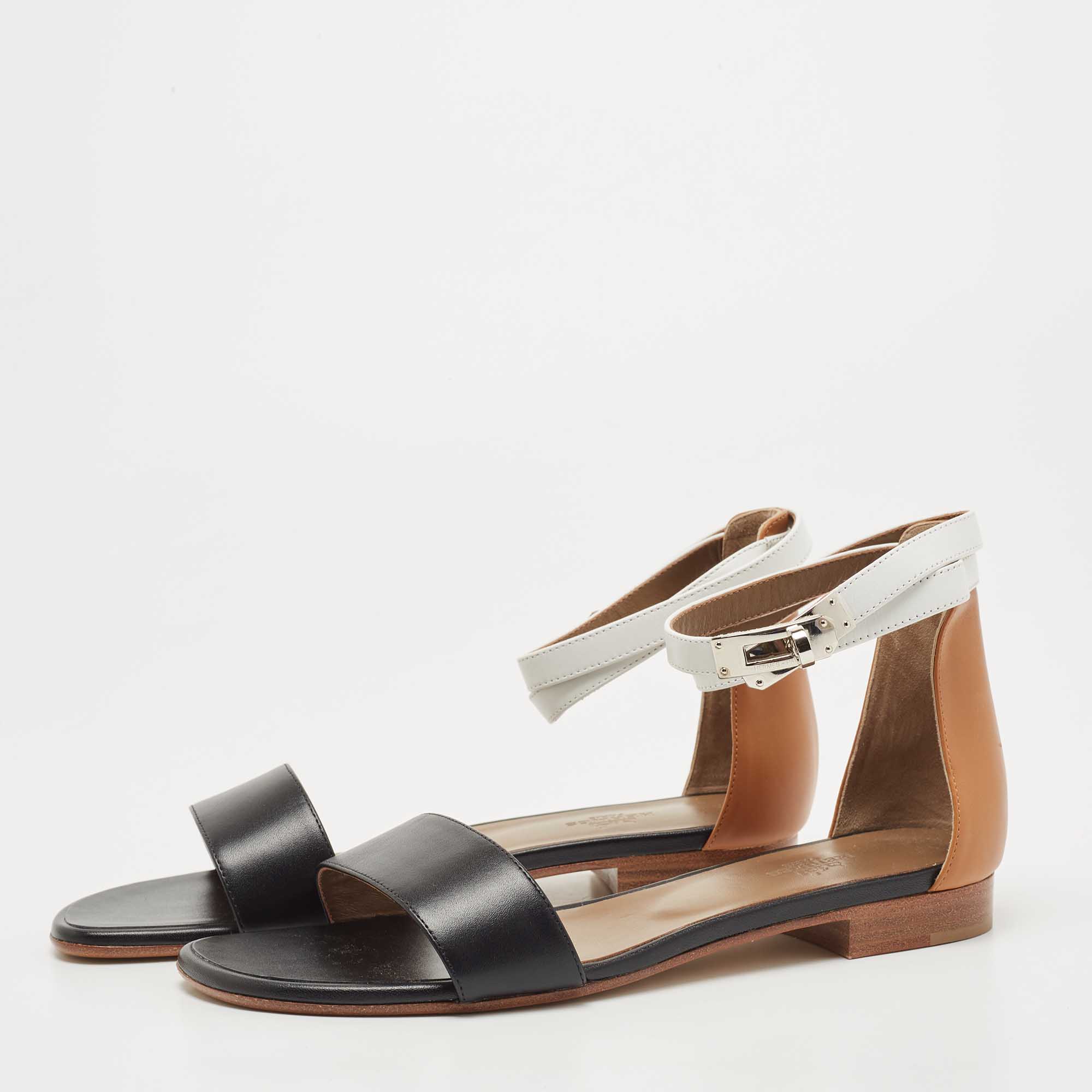 

Hermes Black/White Leather Baia Sandals Size