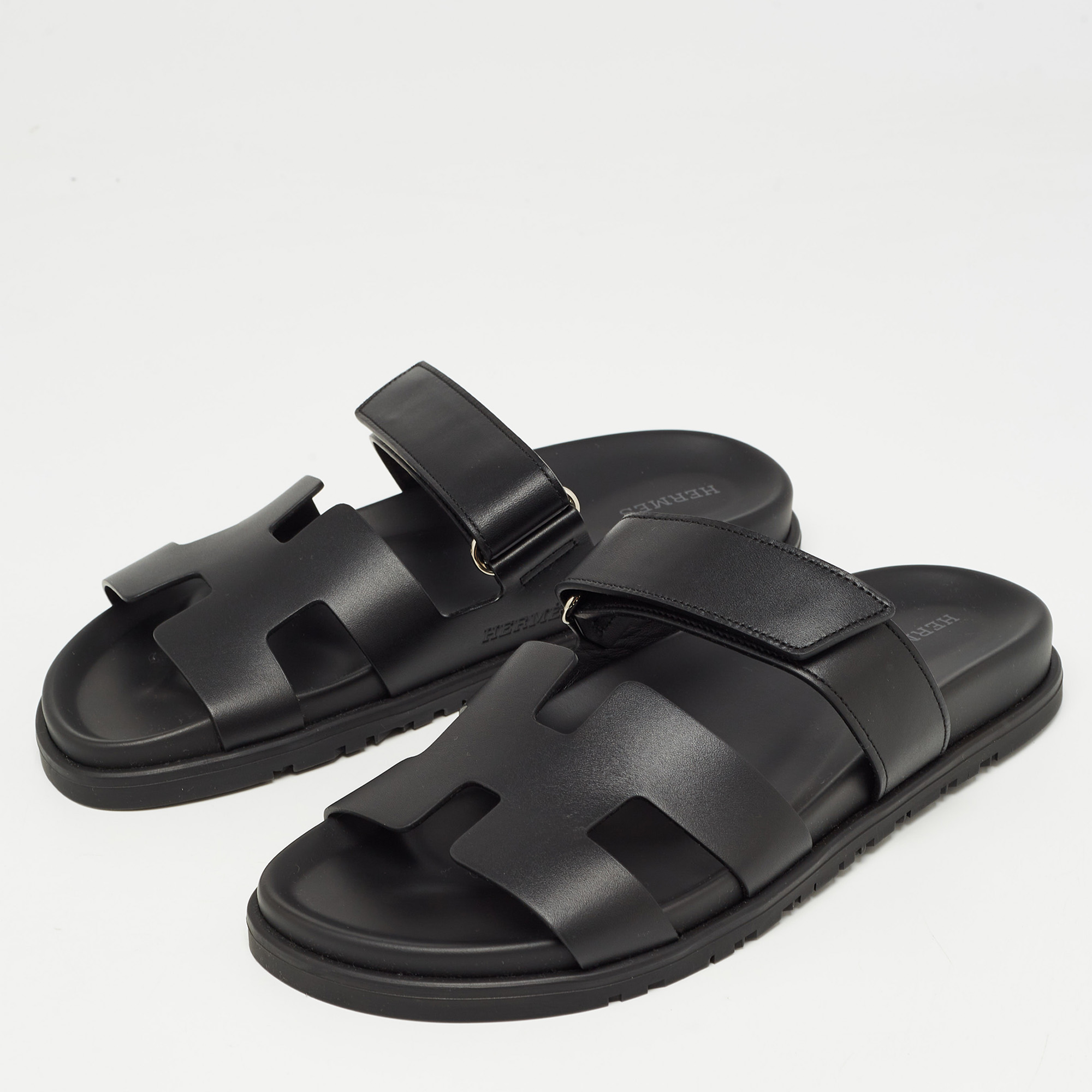

Hermes Black Leather Chypre Sandals Size
