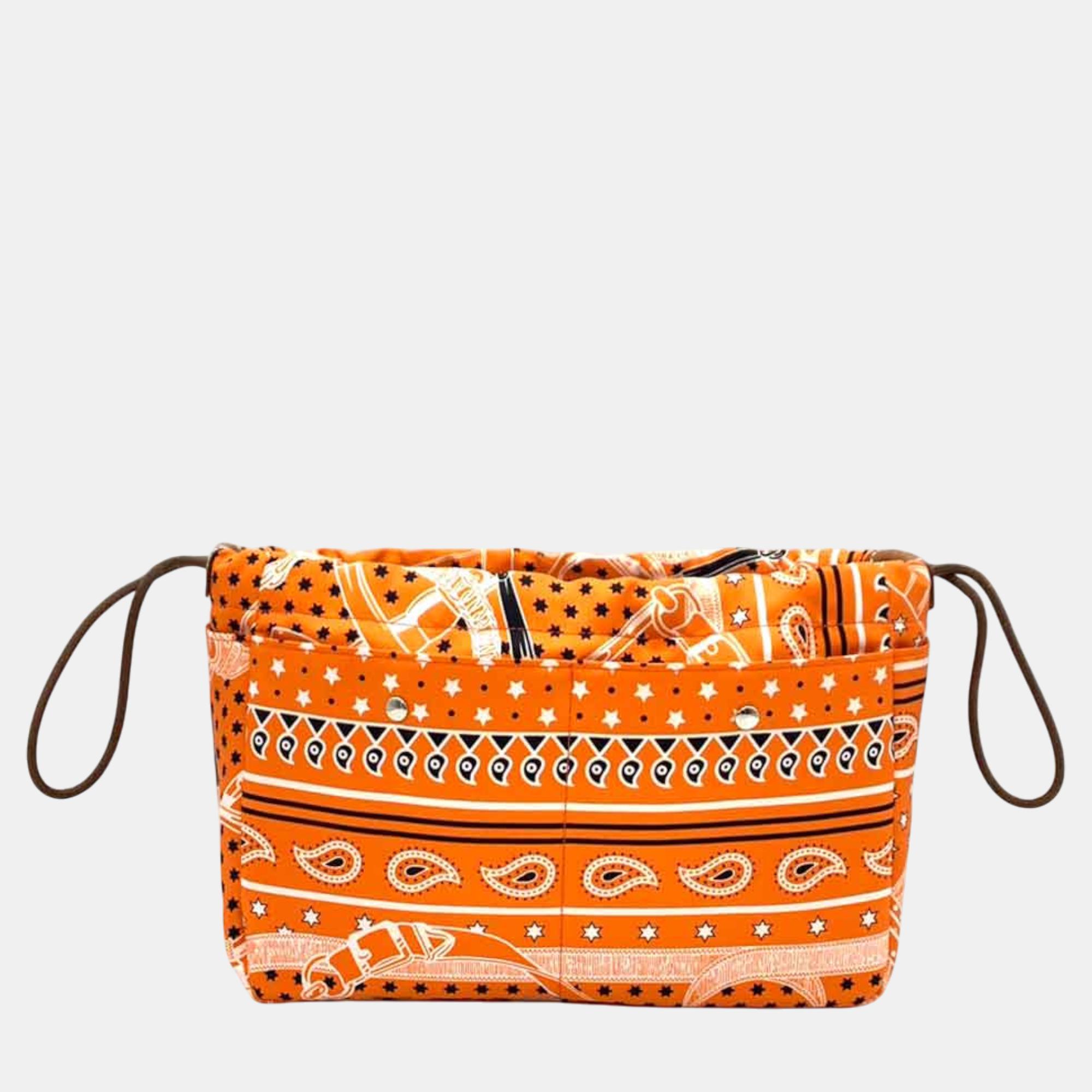 

Hermes Silk Vaux Balennia Fool Bee 25 Orange Silver Hardware Bag-in-Bag Cosmetic Pouch