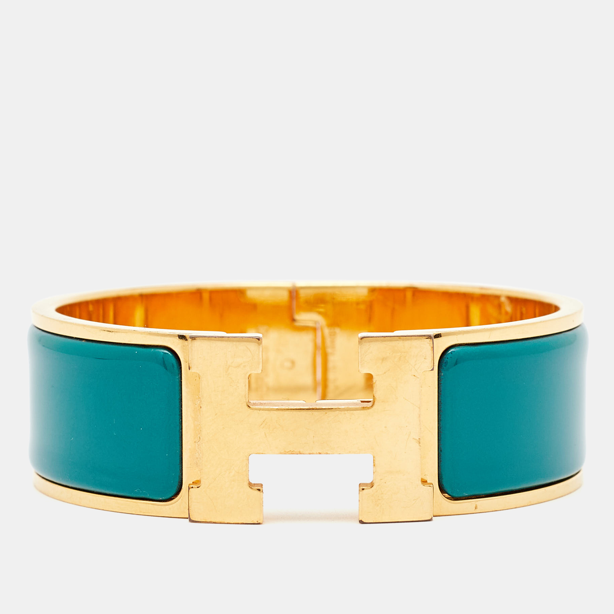 

Hermès Clic H Green Enamel Gold Plated Bracelet