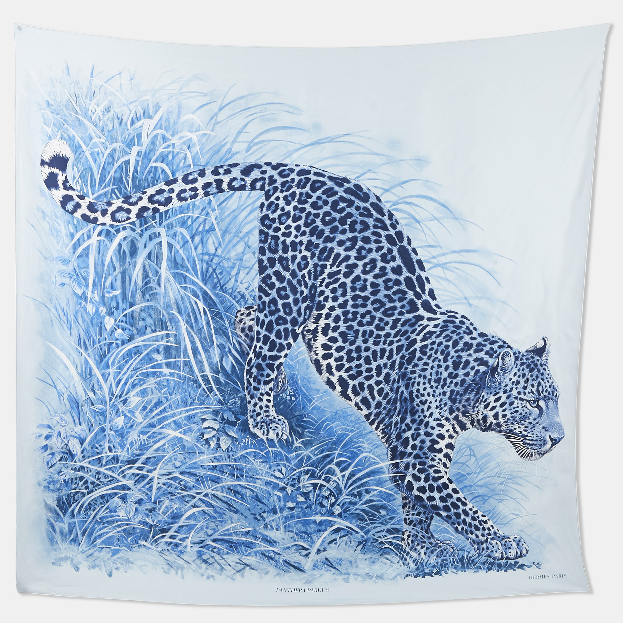 

Hermés Bleu Ciel Marine White Silk Panthera Pardus Scarf, Blue