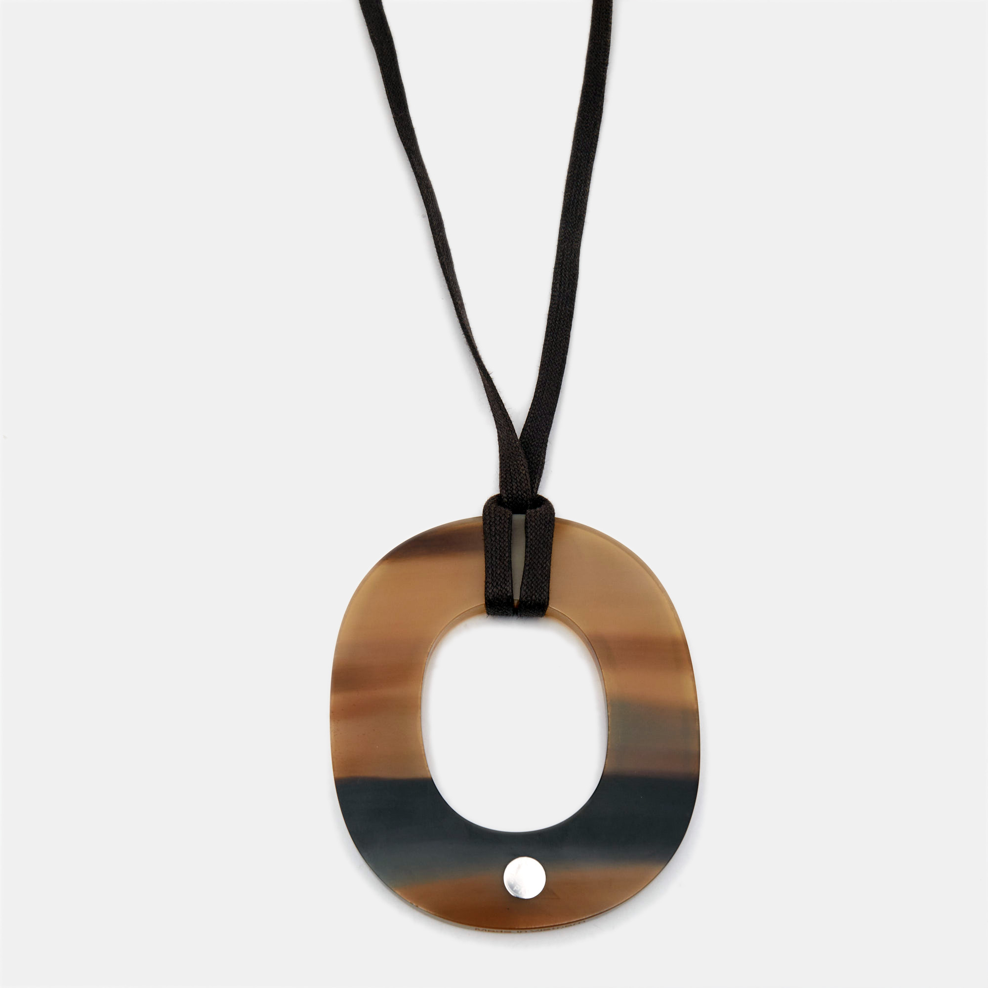 

Hermes Isthme Horn Fabric Silver Tone Necklace