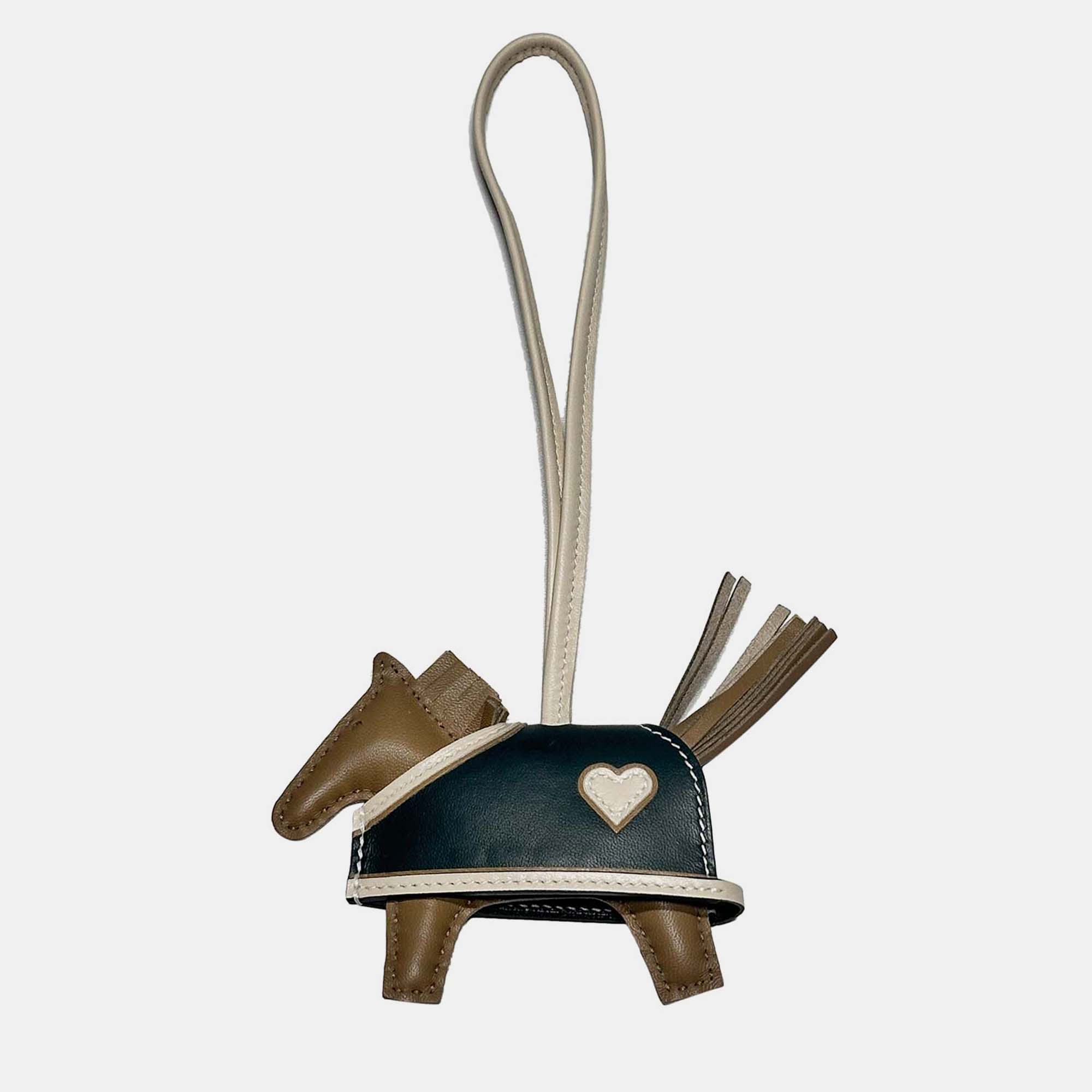 

Hermès Rodeo Coeur Heart Charm Green/Gray Leather Bag Accessory