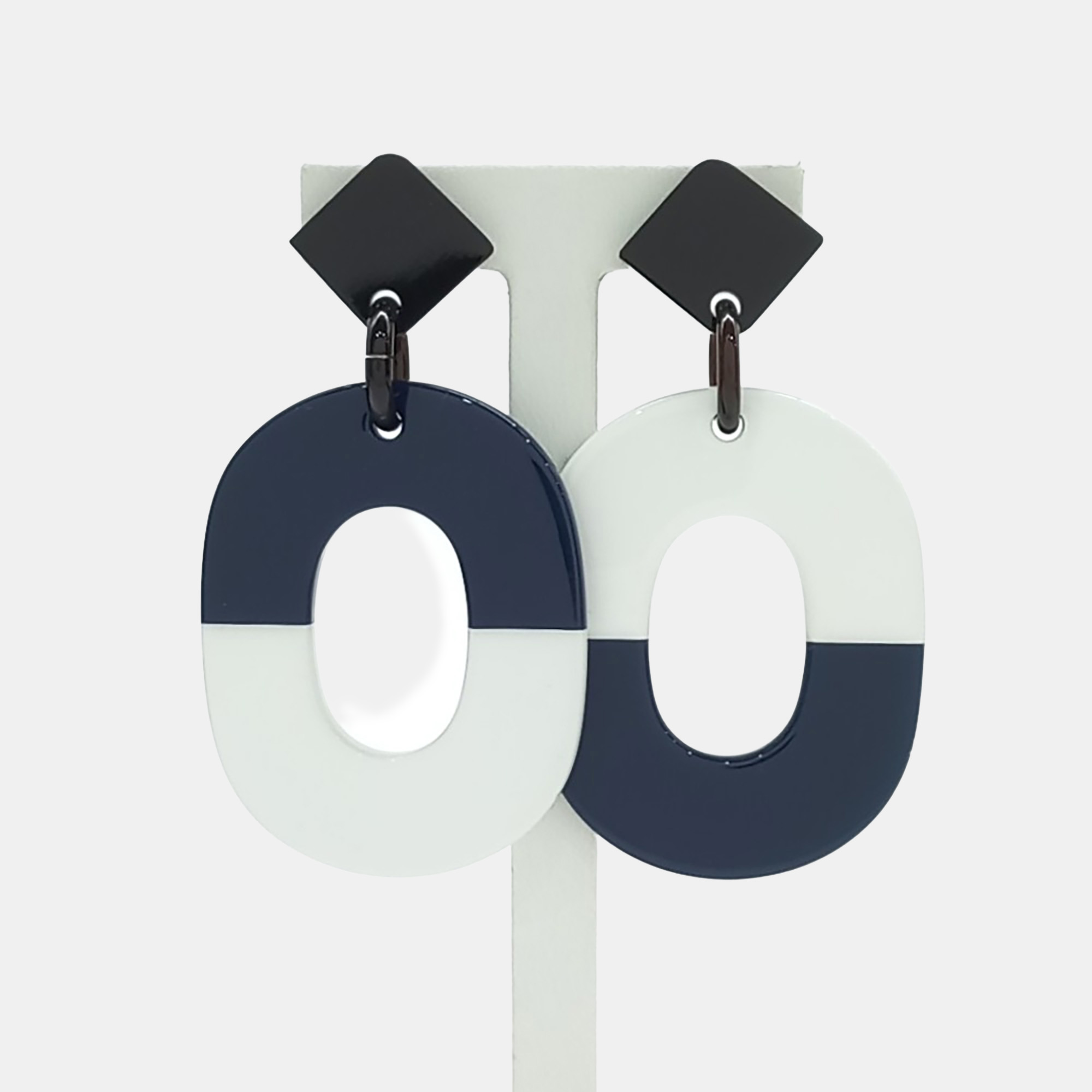 Pre-owned Hermes Hermès Horn Blue White Earrings
