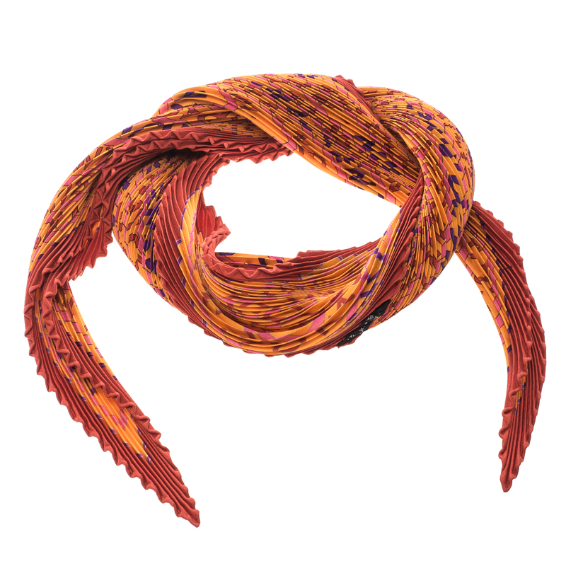 Hermes Orange Les Sources De La Vie Printed Plisse Silk Diamond Scarf