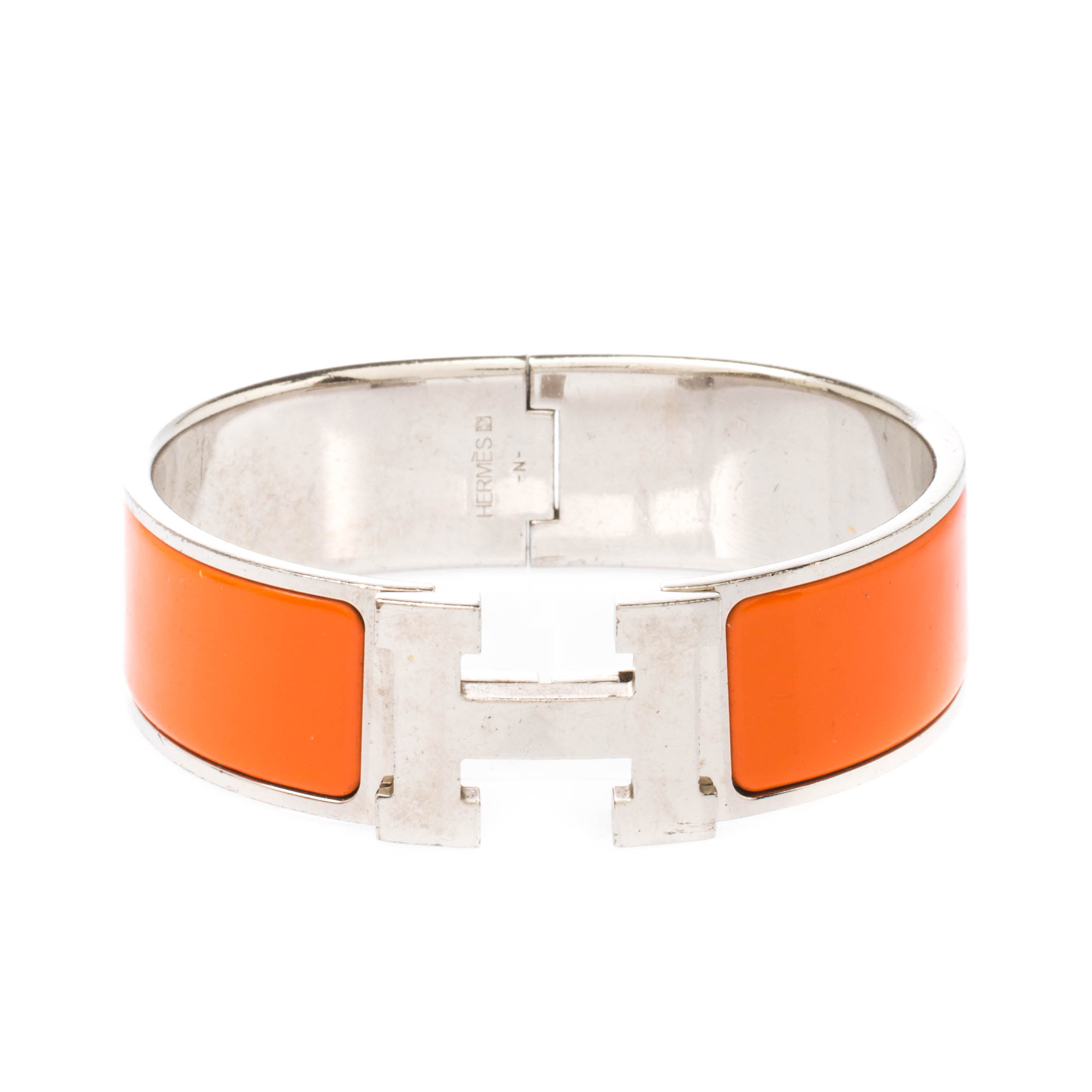 Pre Owned Hermès Clic Clac H Orange Enamel Palladium Plated Wide Bracelet GM