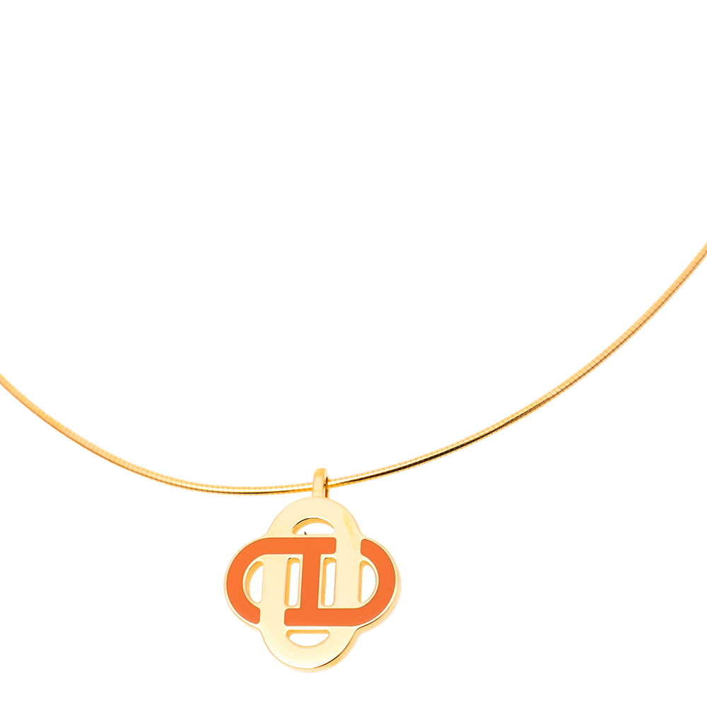 

Hermès Gold Plated Lacquer Isatis Pendant Necklace