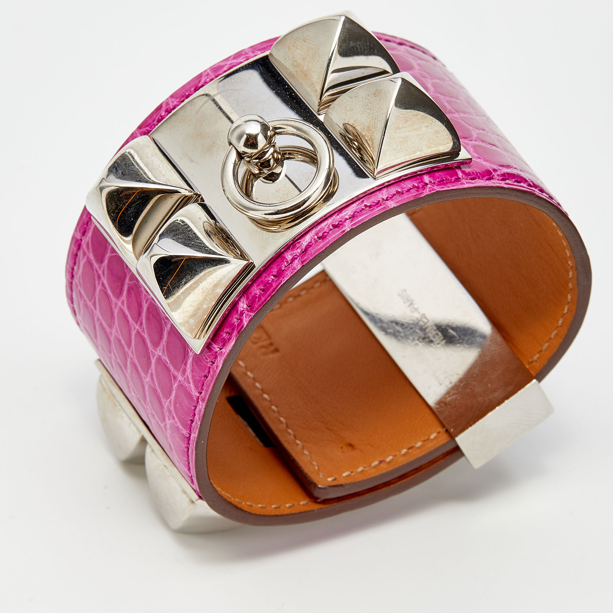 

Hermes Collier de Chien Pink Leather Lizard Wide Bracelet